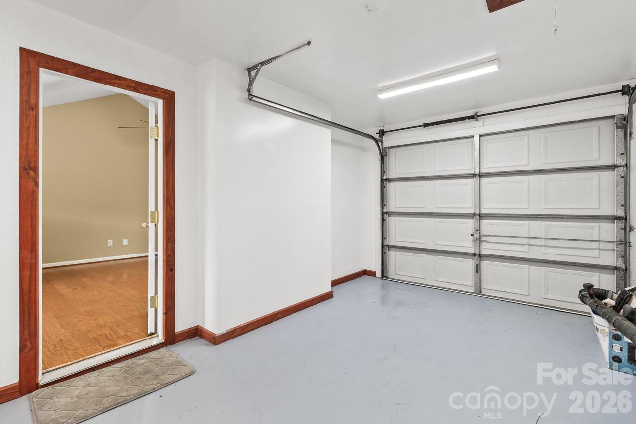 384 Cedarcroft Drive 100 Property Photo 29