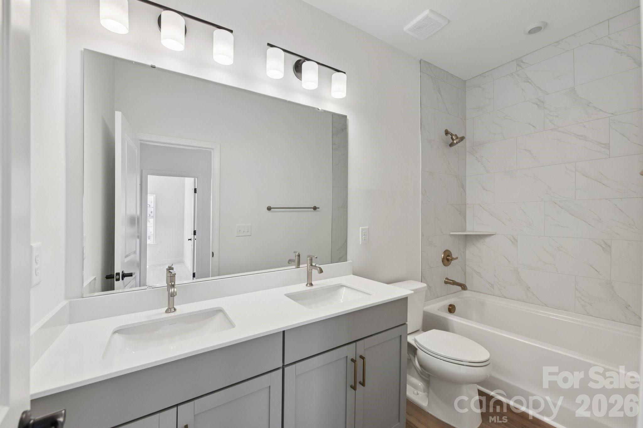 7422 Westrow Avenue Property Photo 24