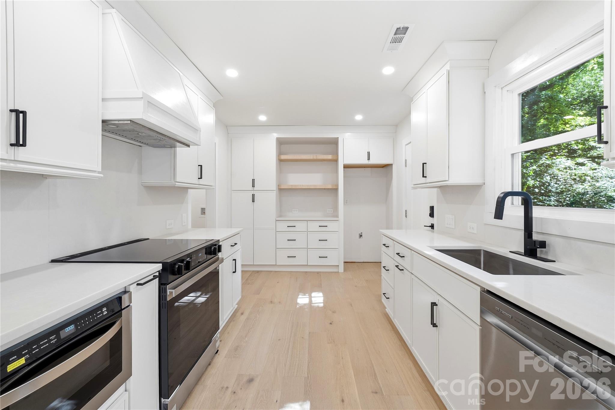 6900 Norchester Court Property Photo 19