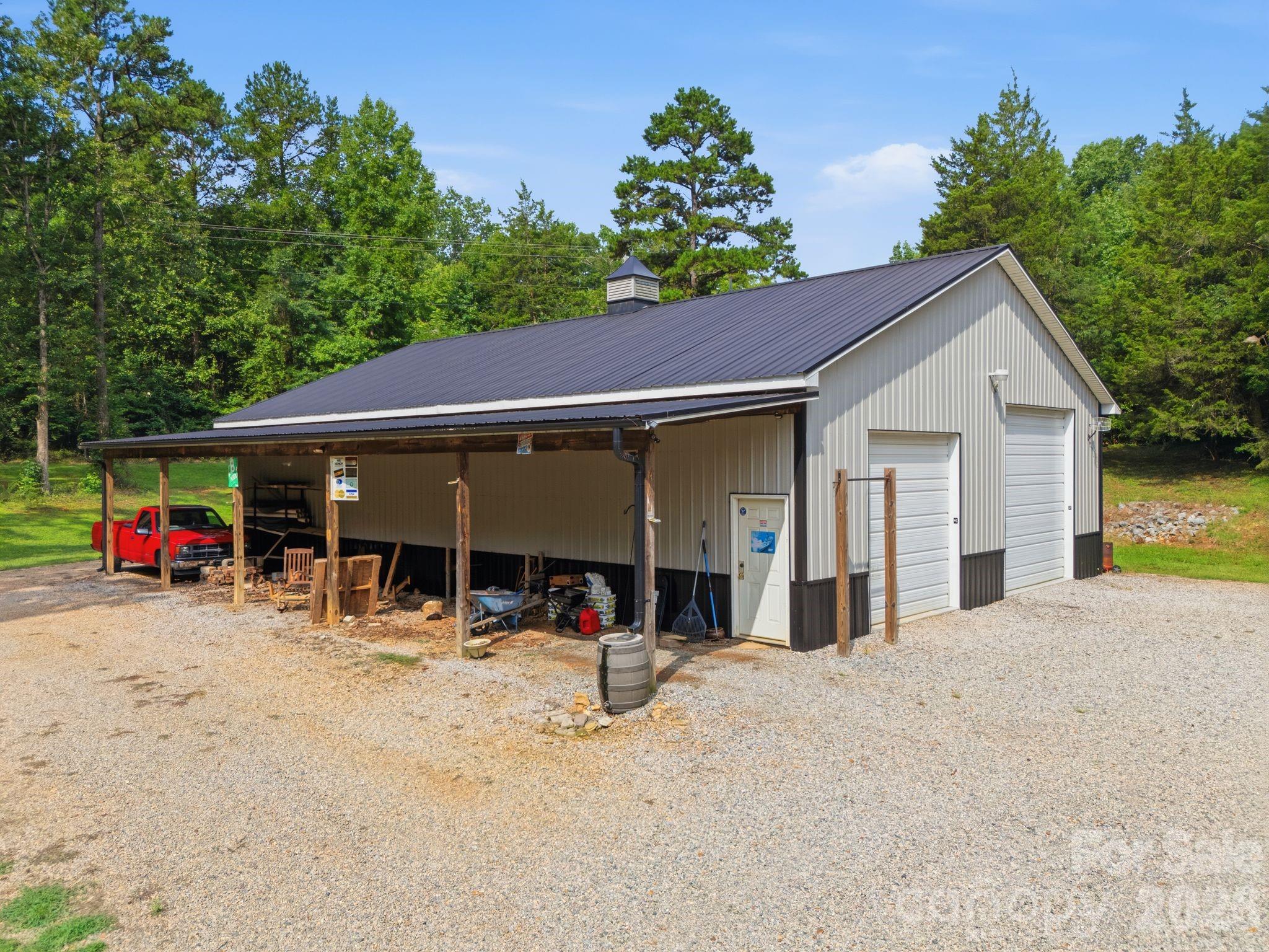 1325 Mount Zion Church Road Property Photo 3