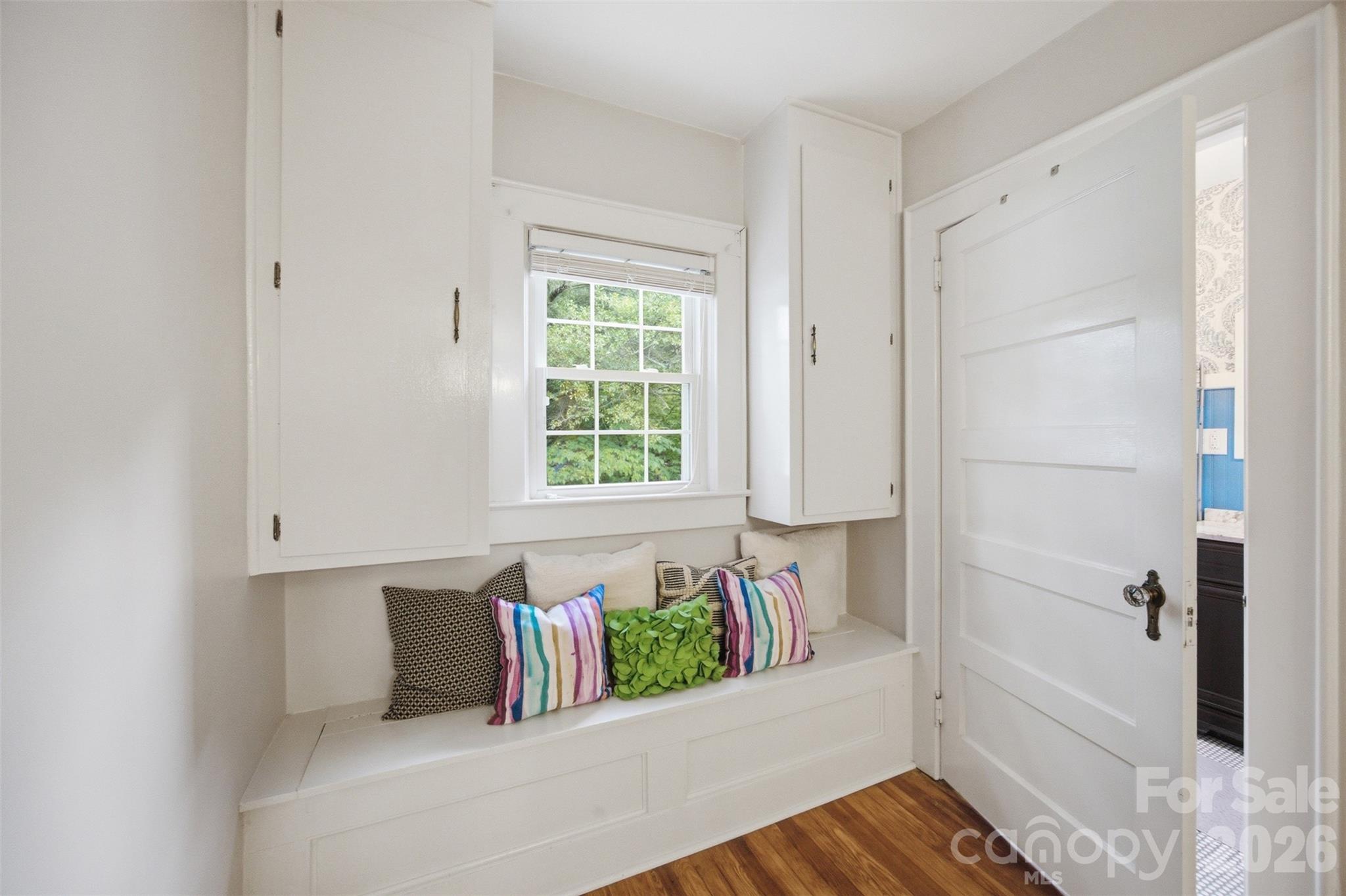 105 S Maple Street Property Photo 20