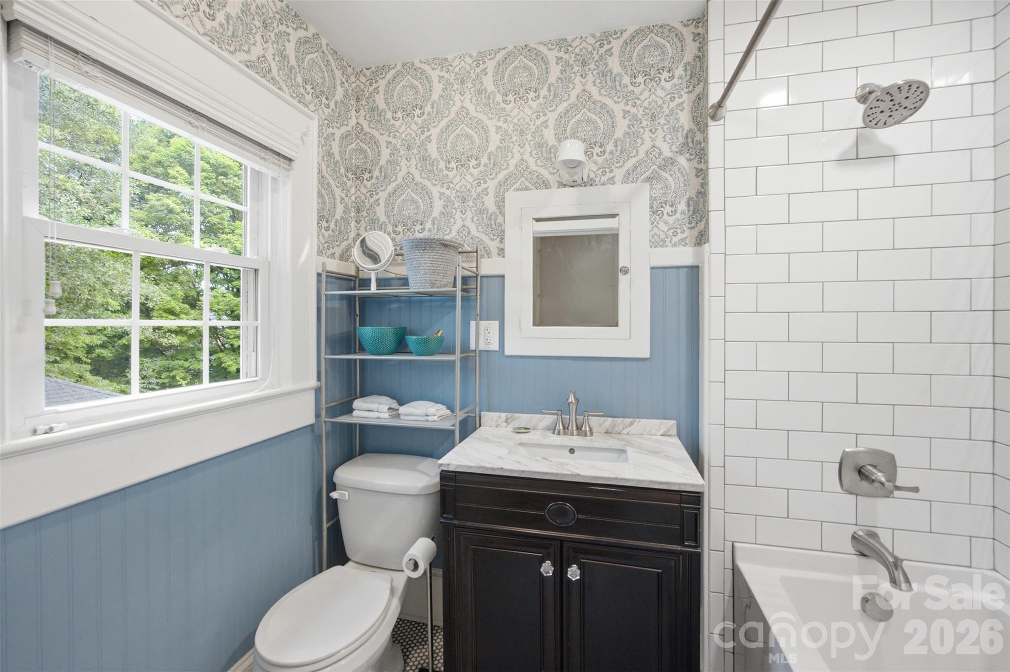 105 S Maple Street Property Photo 21