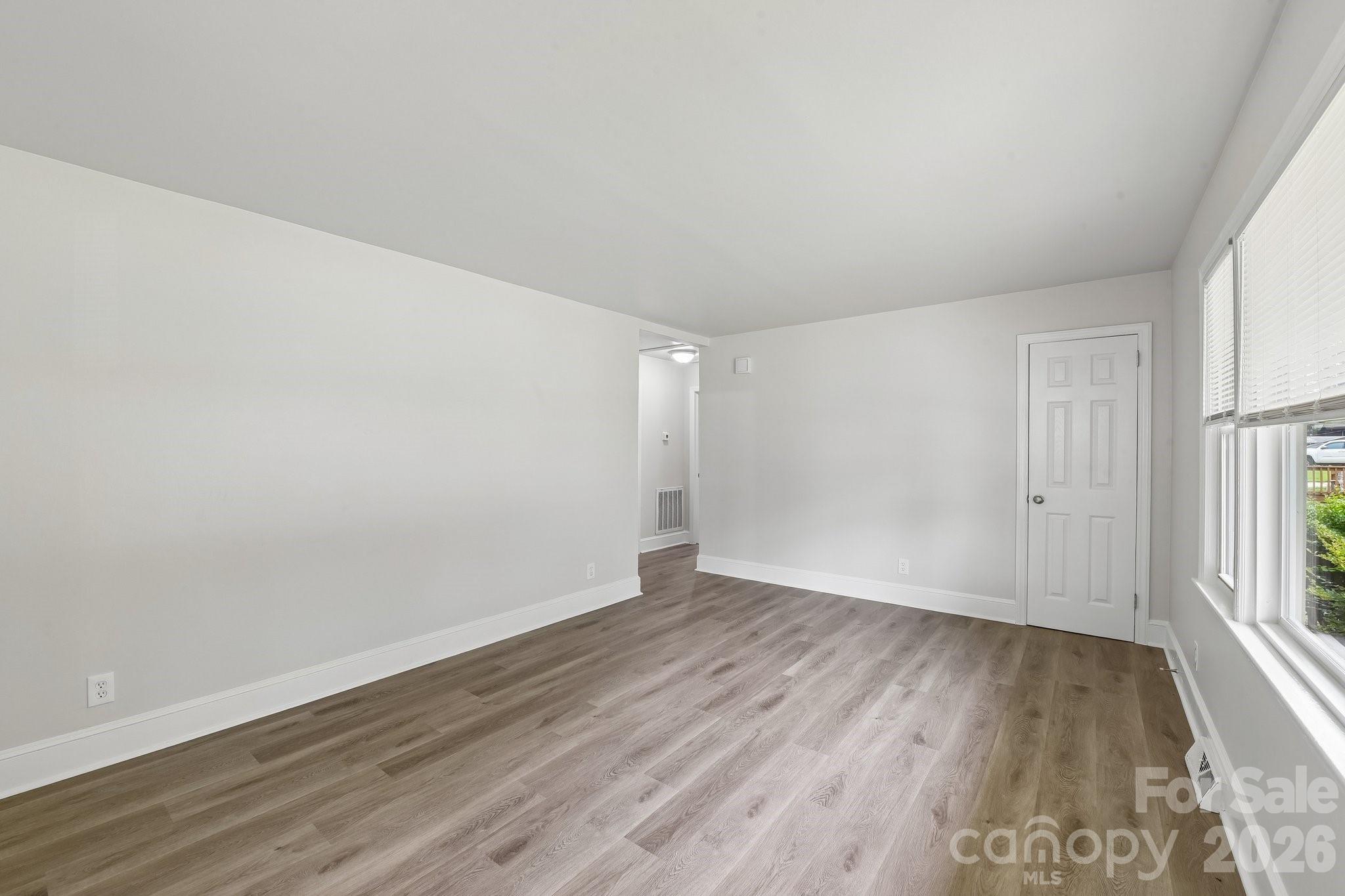 3624 Sargeant Drive Property Photo 6