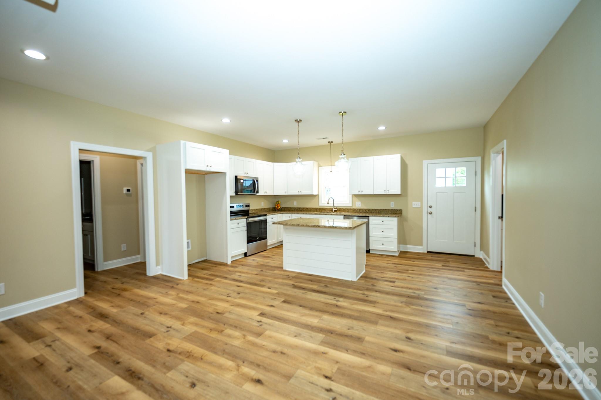 258 Florida Avenue Property Photo 7