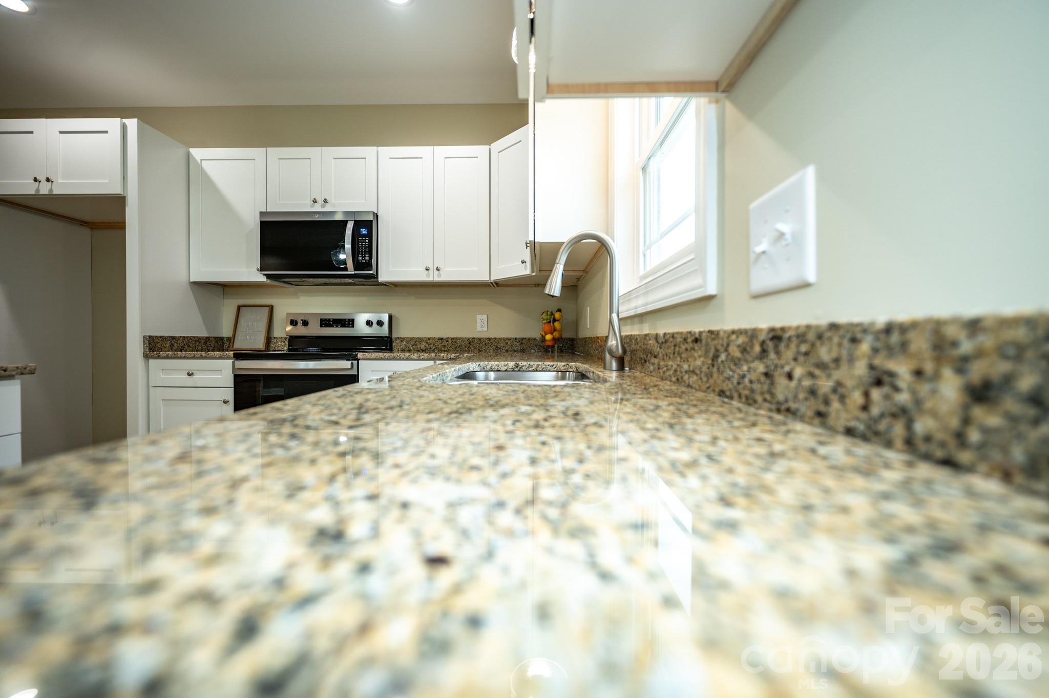 258 Florida Avenue Property Photo 8