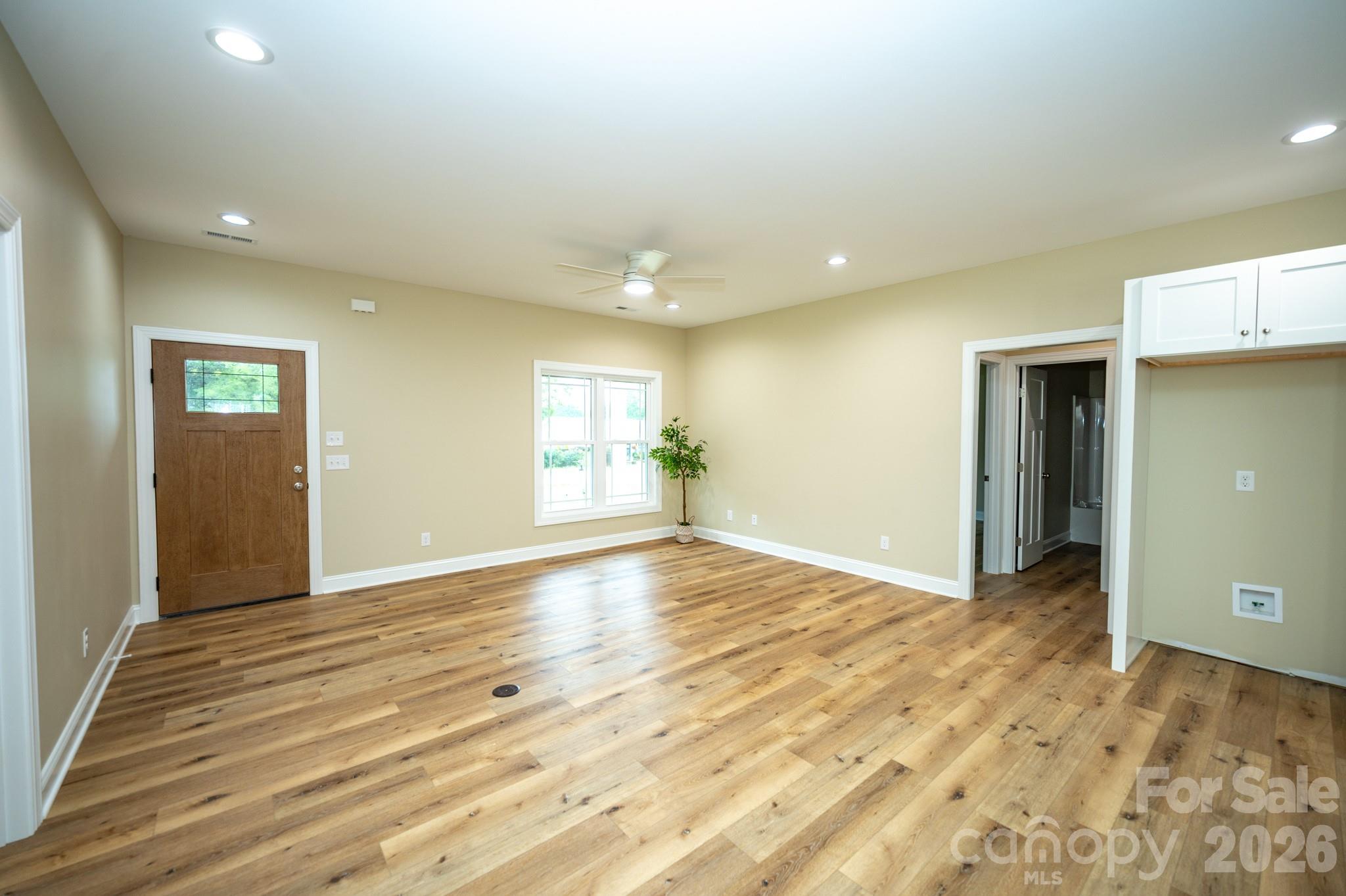 258 Florida Avenue Property Photo 10