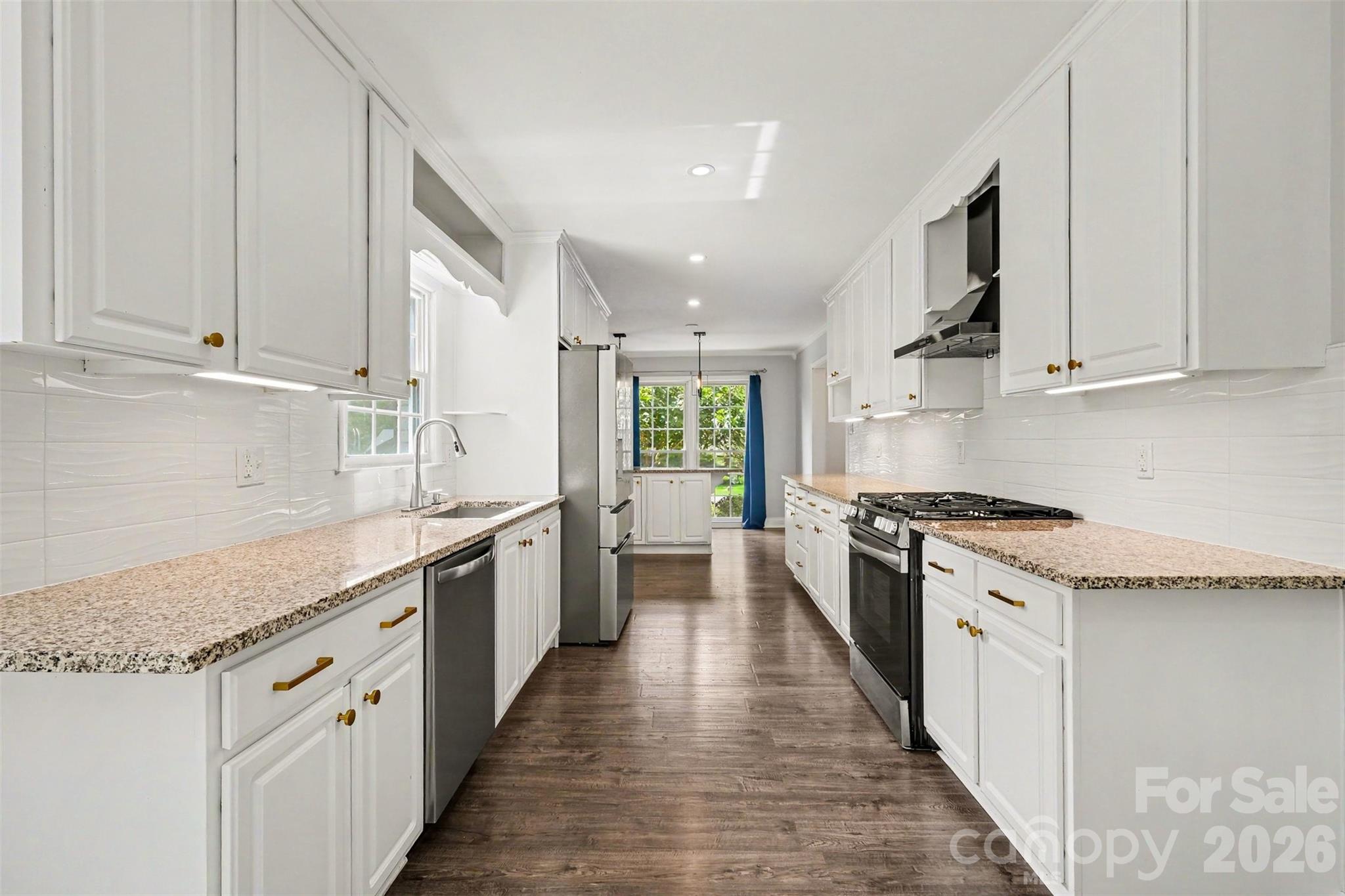 5734 Faulconbridge Road Property Photo 18