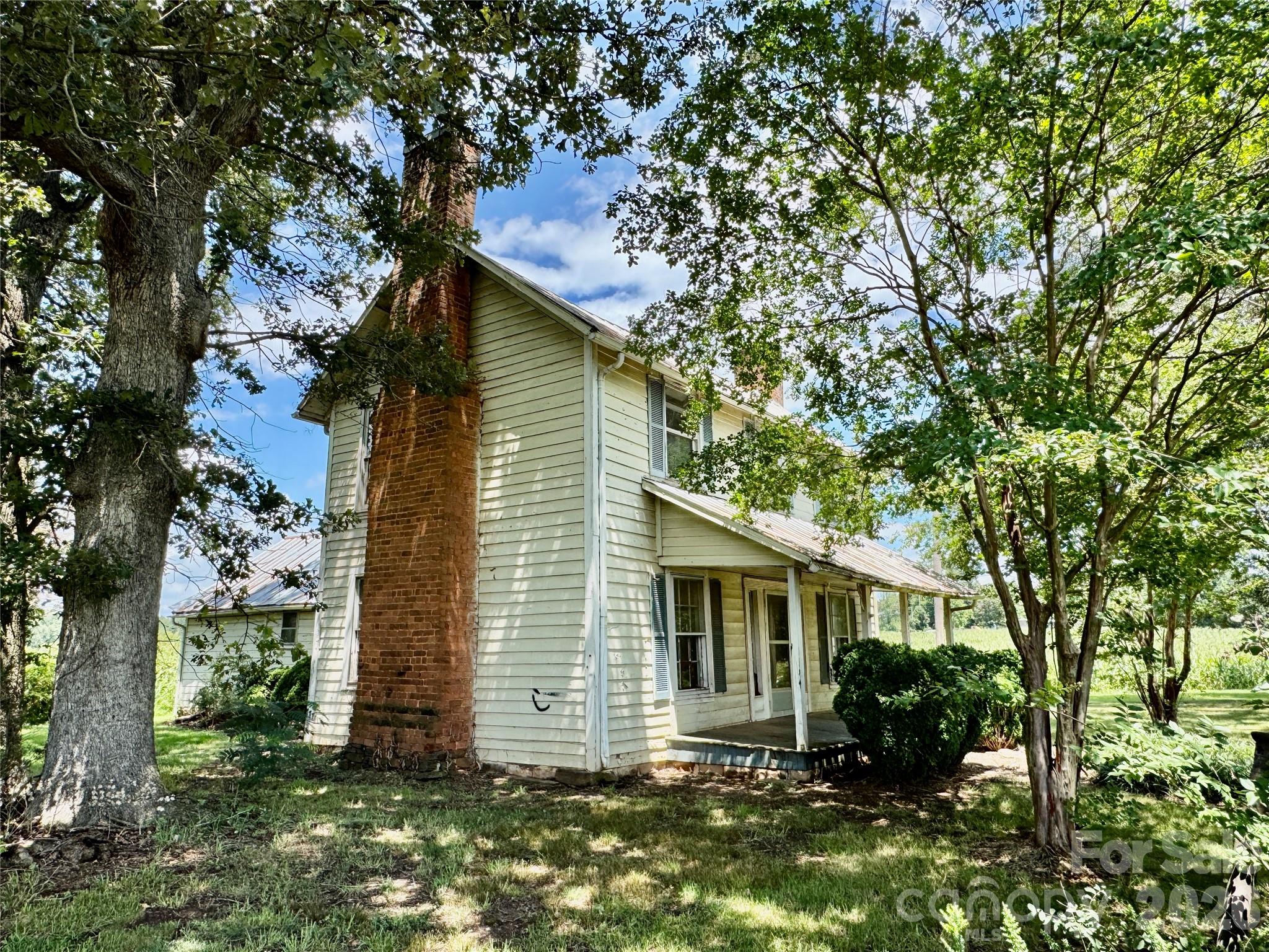 1315 Harmony Highway Property Photo 8