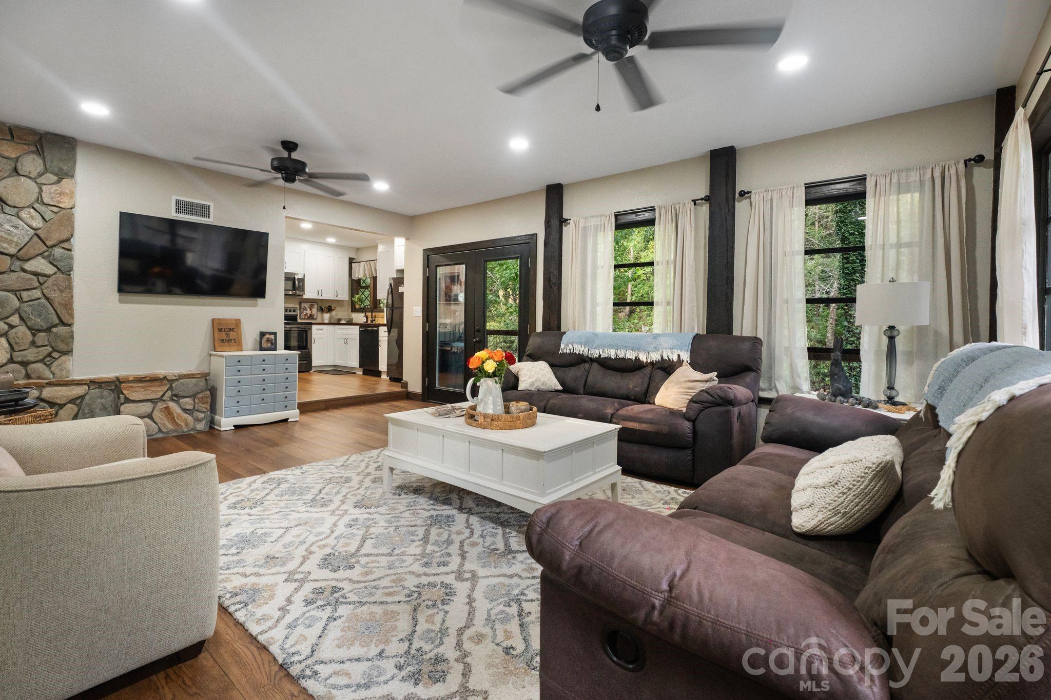 1754 Lake Tahoma Road Property Photo 6
