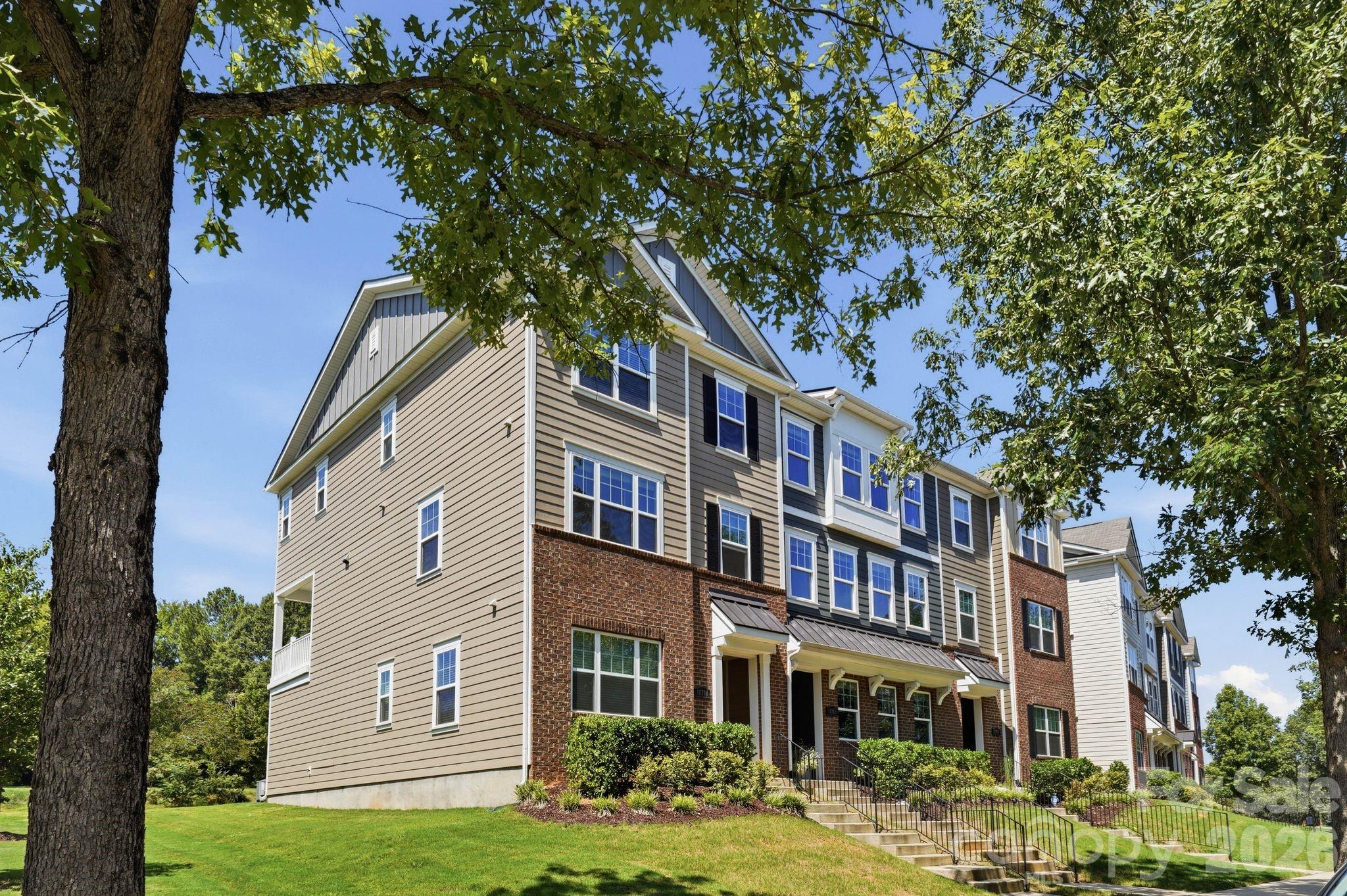 16705 Summers Walk Boulevard Property Photo 7