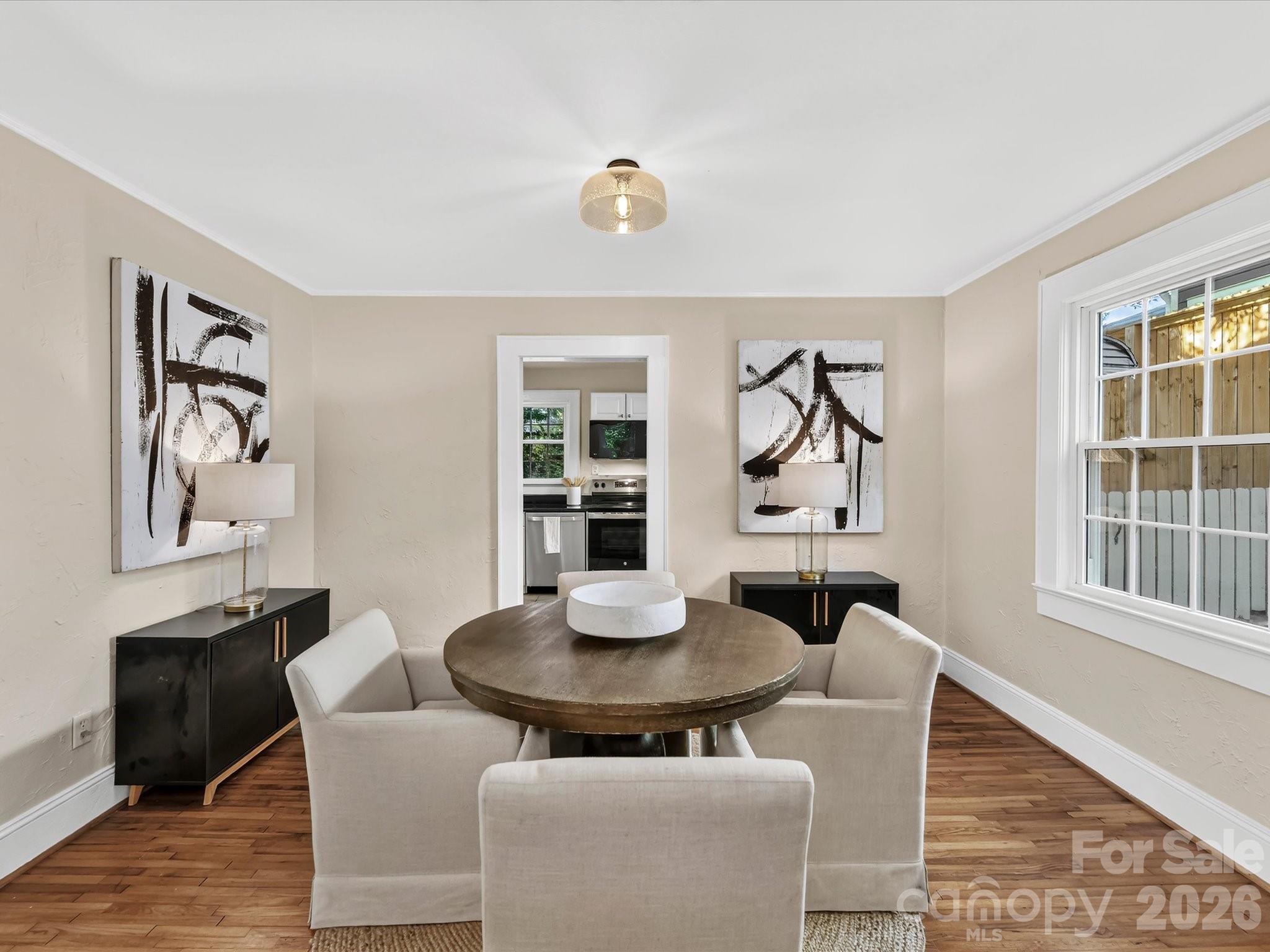 1824 Chestnut Avenue Property Photo 8