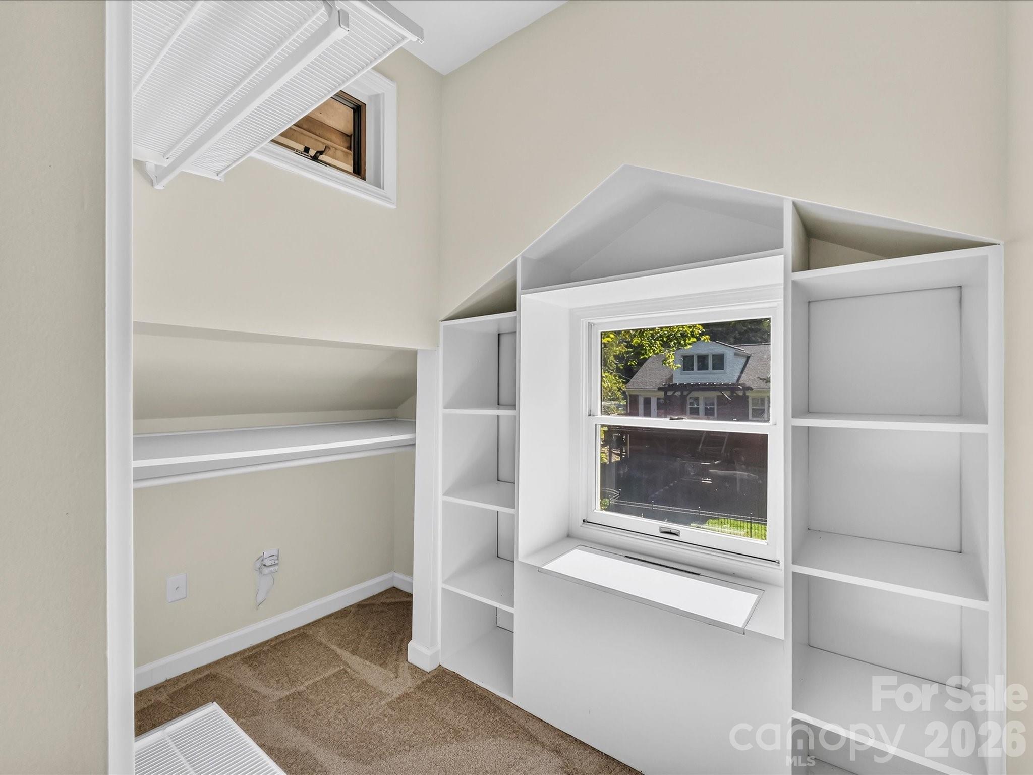 1824 Chestnut Avenue Property Photo 17