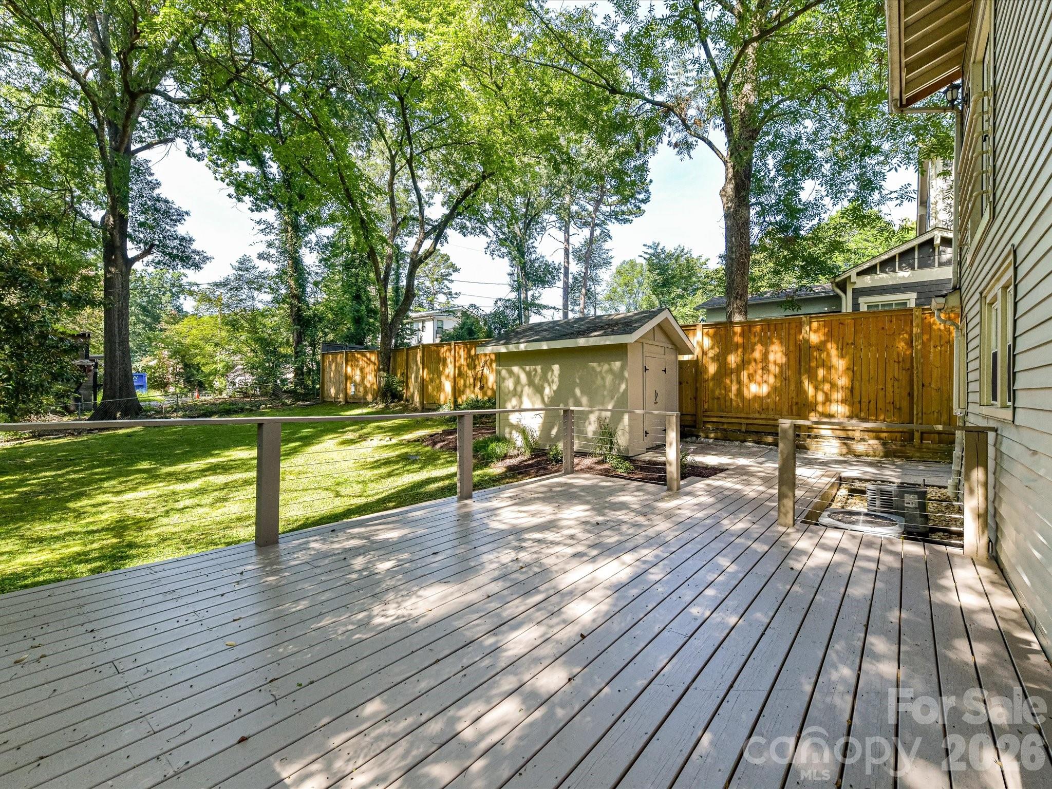 1824 Chestnut Avenue Property Photo 24