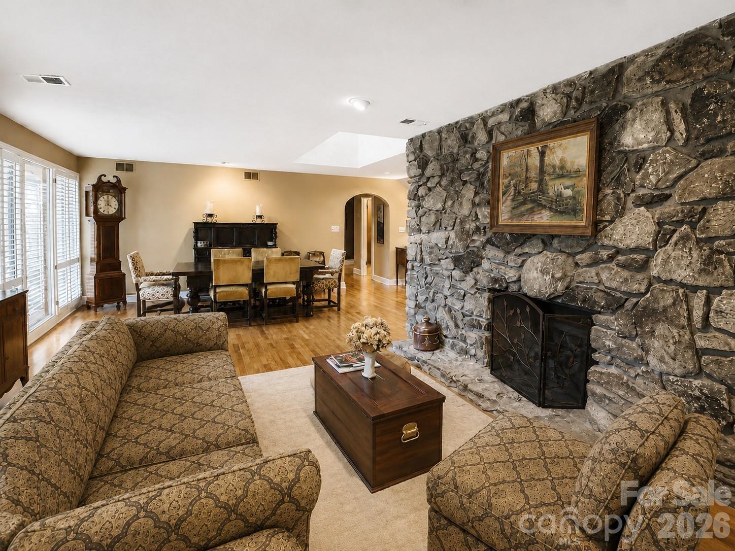 4821 Elmhurst Drive Property Photo 13