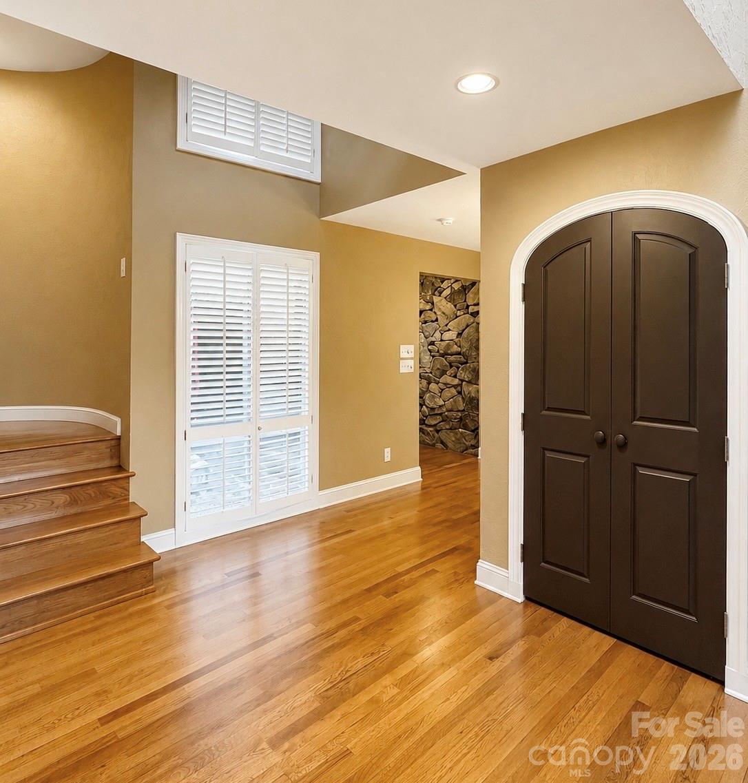 4821 Elmhurst Drive Property Photo 24