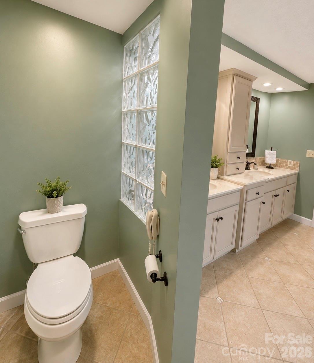 4821 Elmhurst Drive Property Photo 29