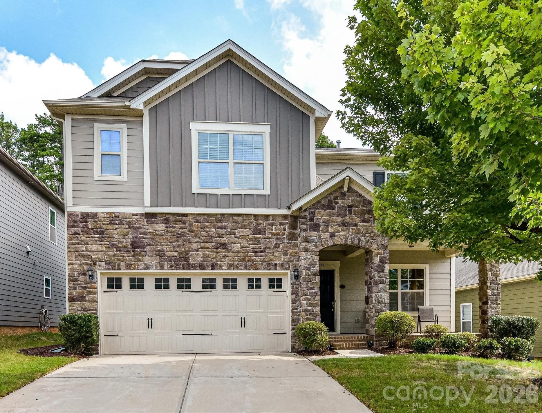 1556 Spring Blossom Trail Property Photo 1