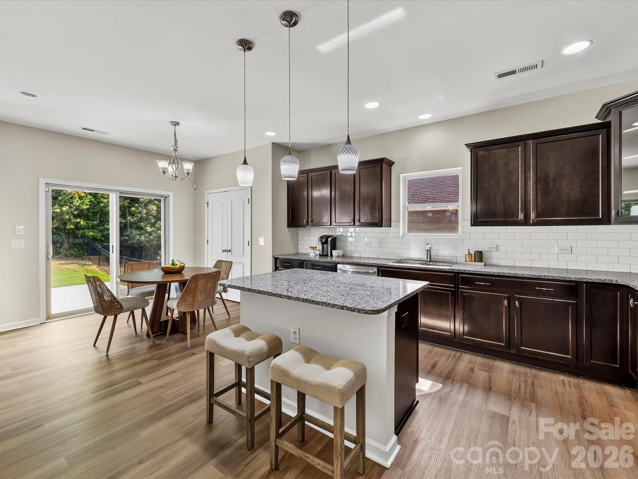 1556 Spring Blossom Trail Property Photo 7