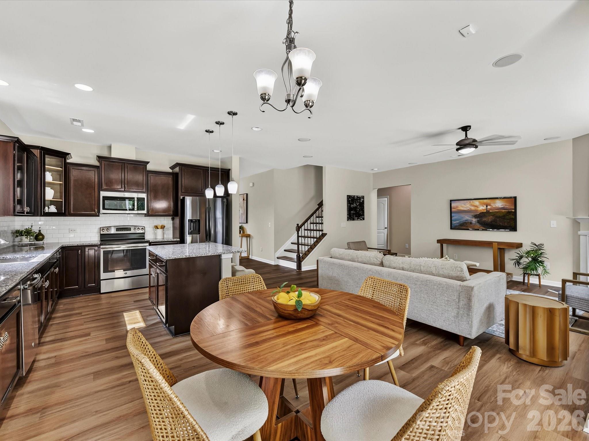 1556 Spring Blossom Trail Property Photo 13