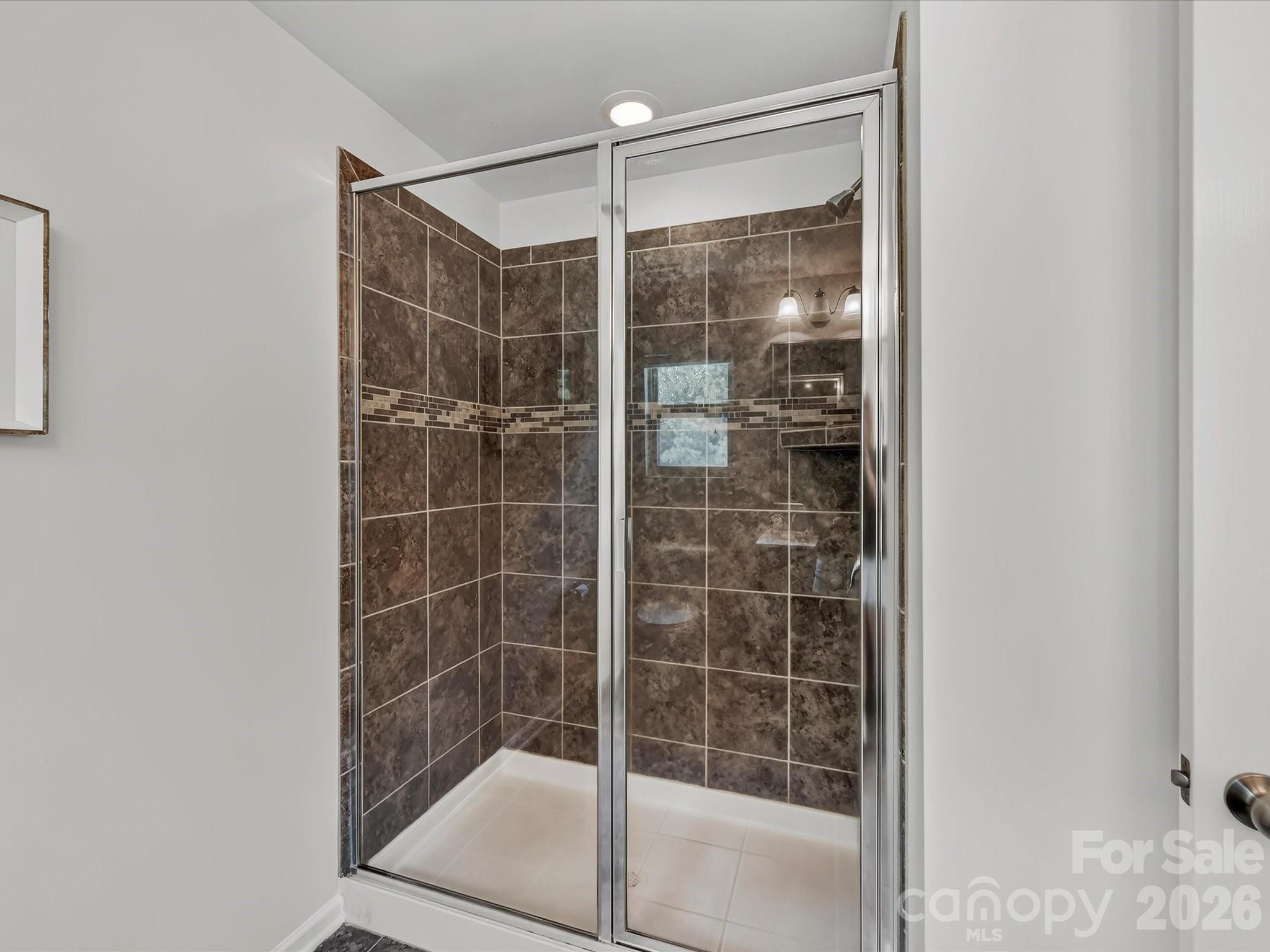 1556 Spring Blossom Trail Property Photo 26
