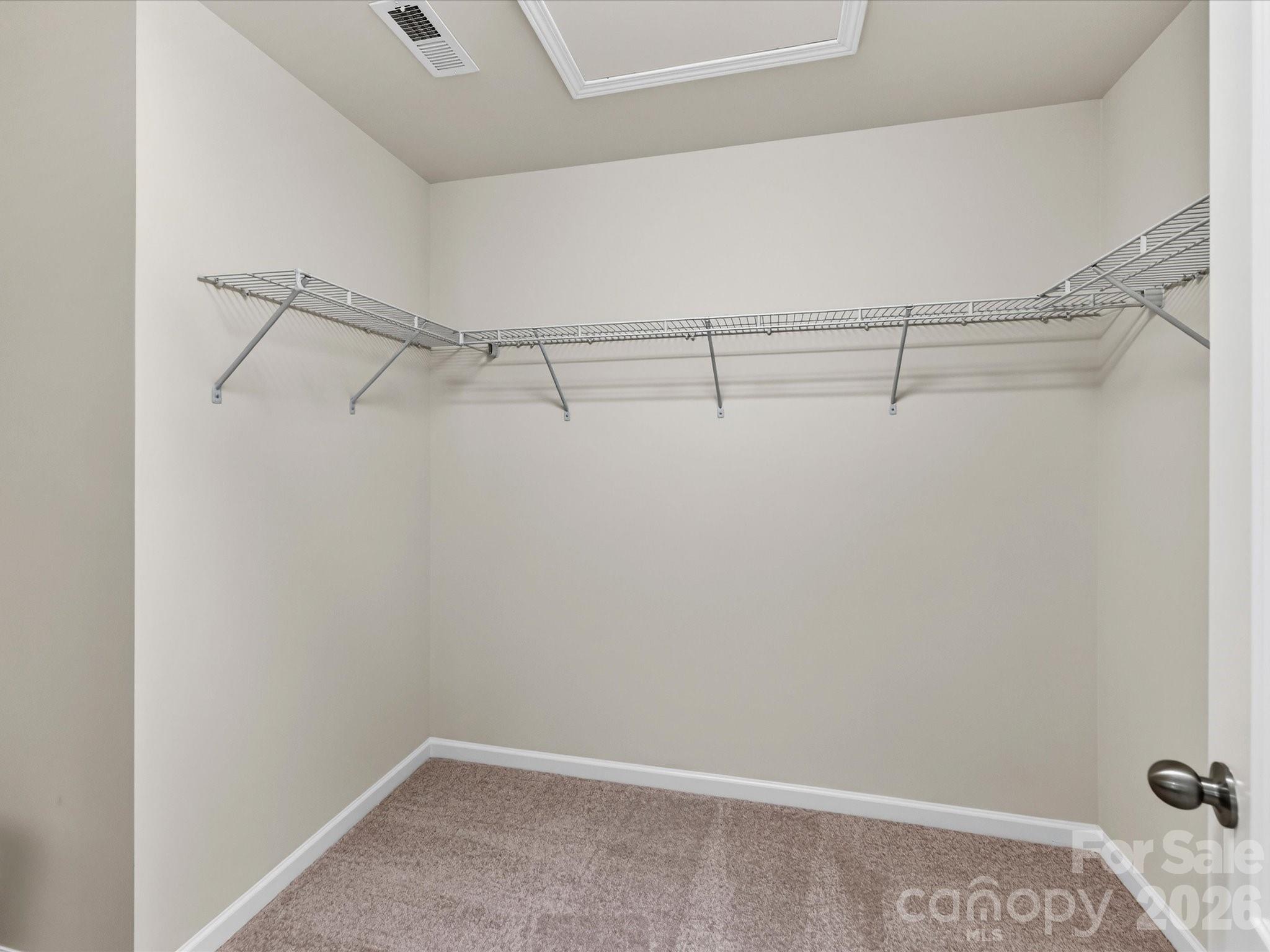 1556 Spring Blossom Trail Property Photo 28