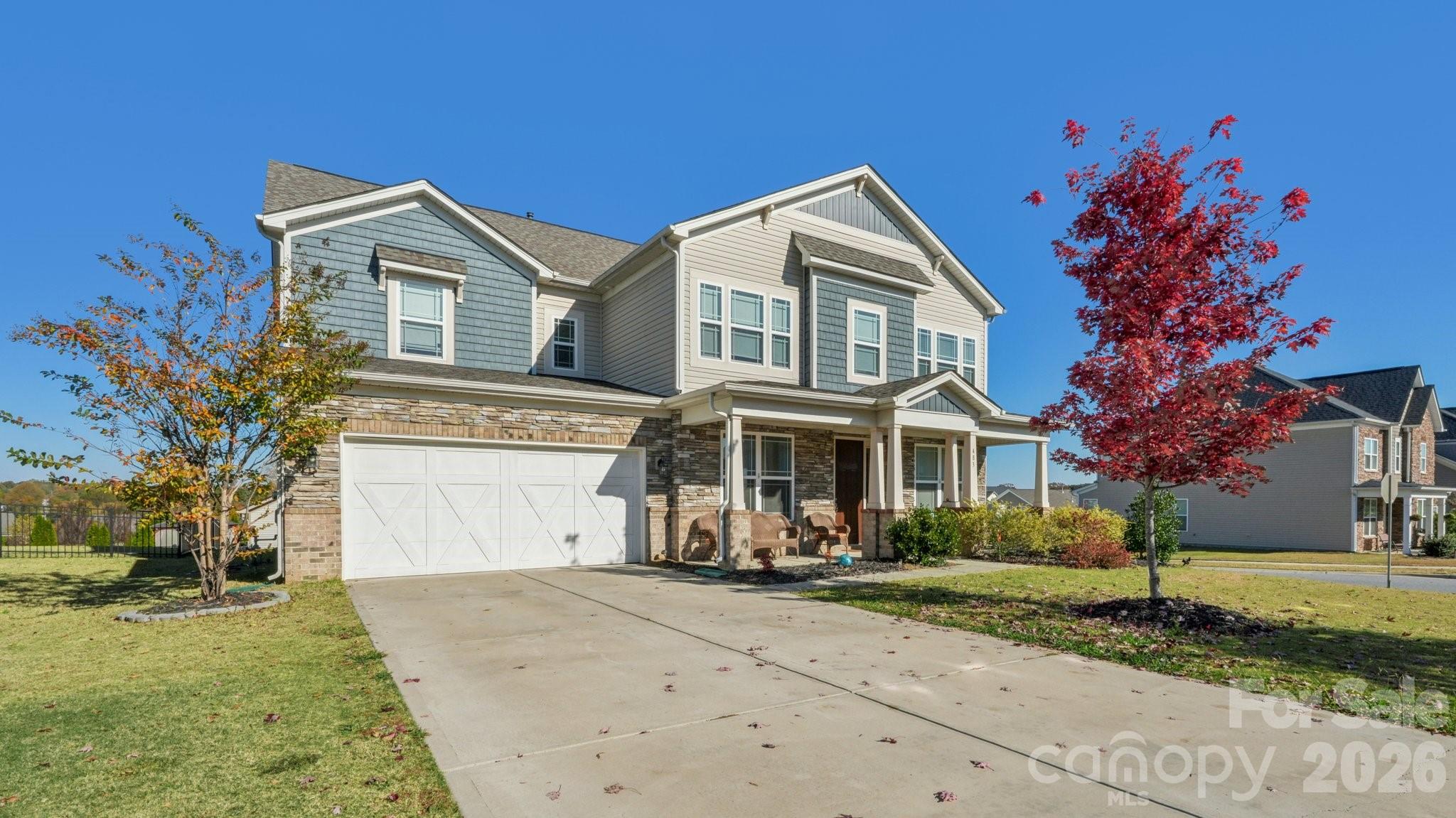 483 Hunton Forest Drive Property Photo 2