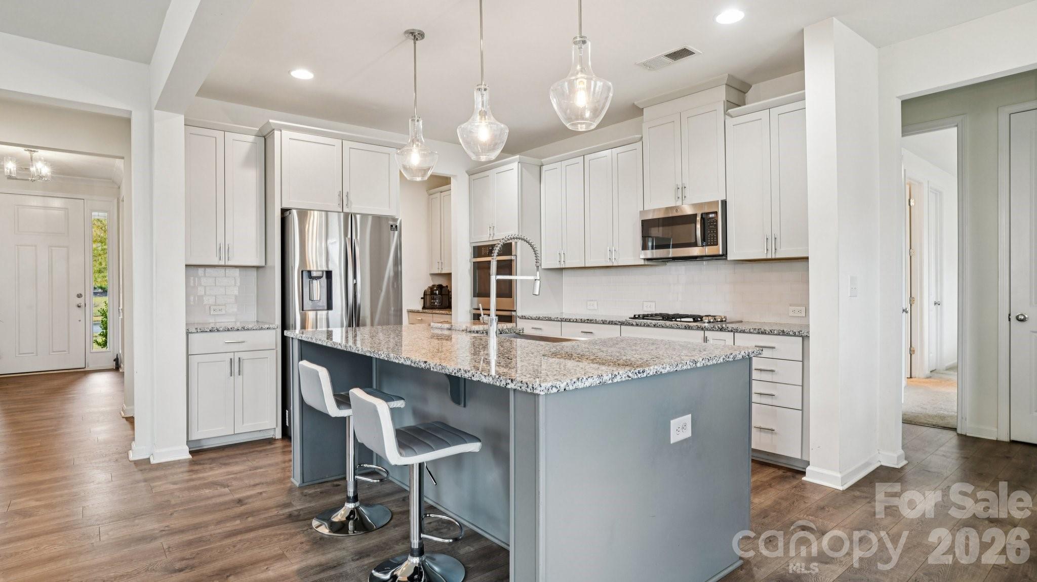 483 Hunton Forest Drive Property Photo 11