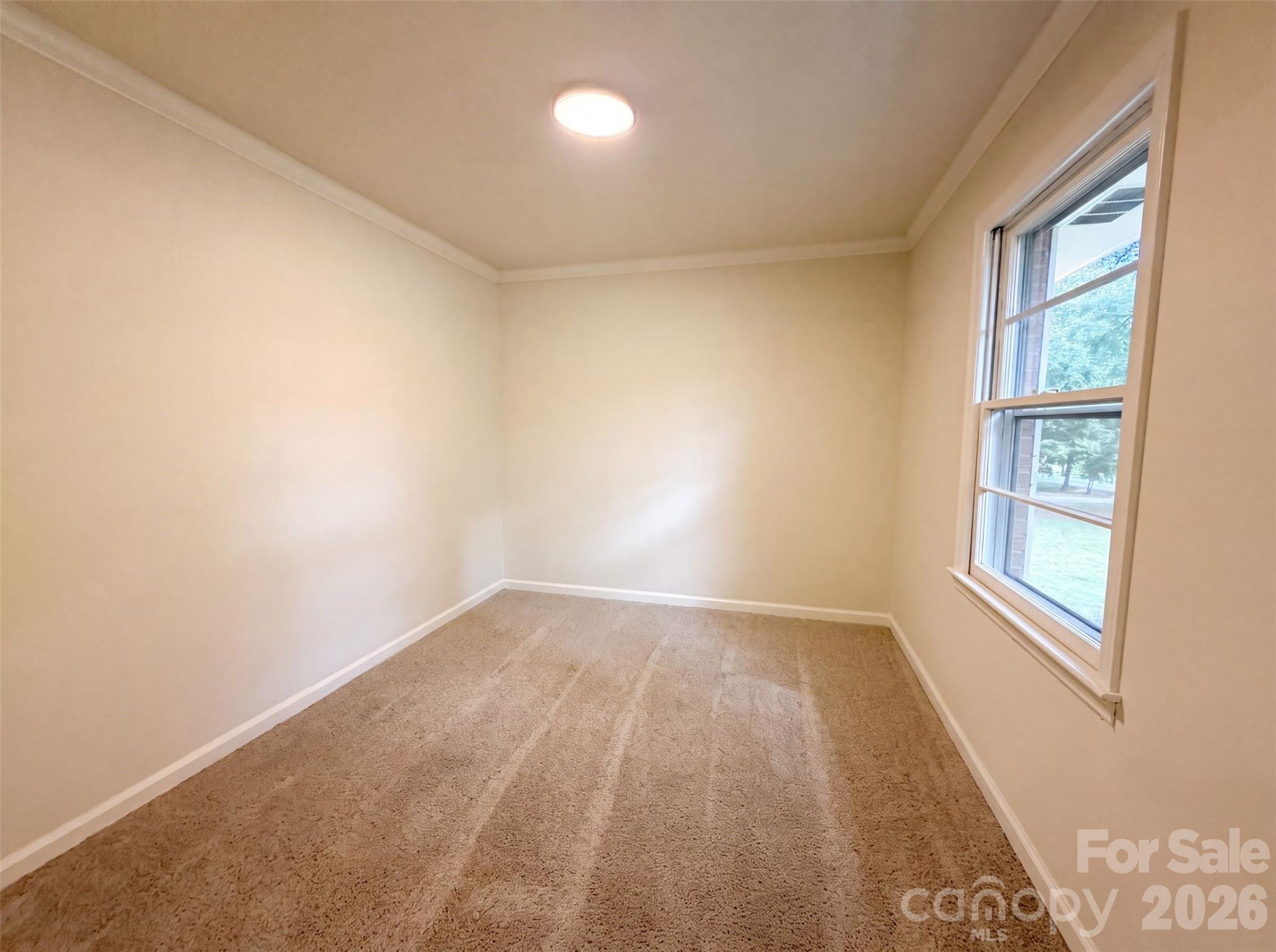 1077 Allendale Circle Property Photo 9