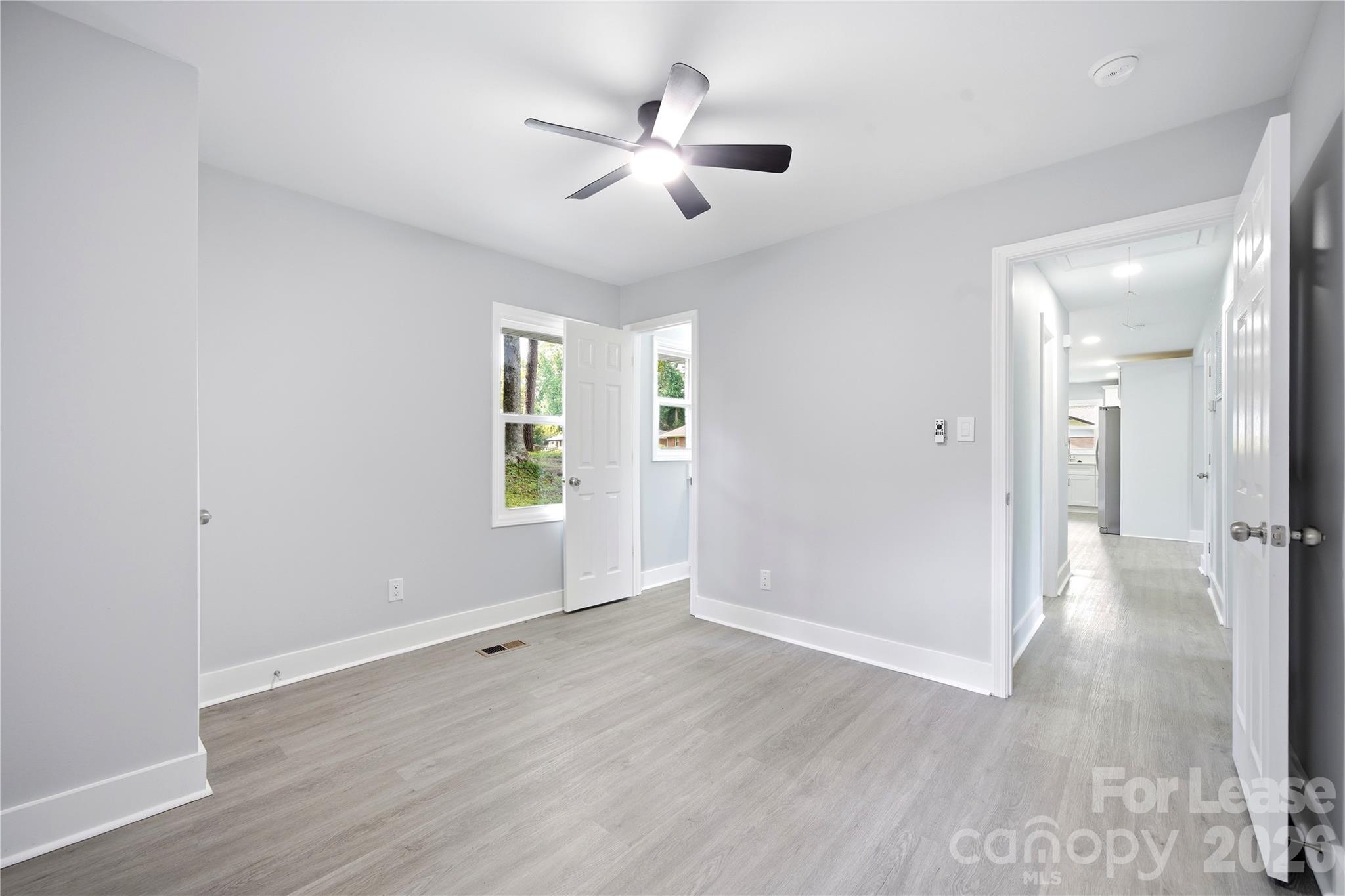 553 Derrydowne Drive Property Photo 37