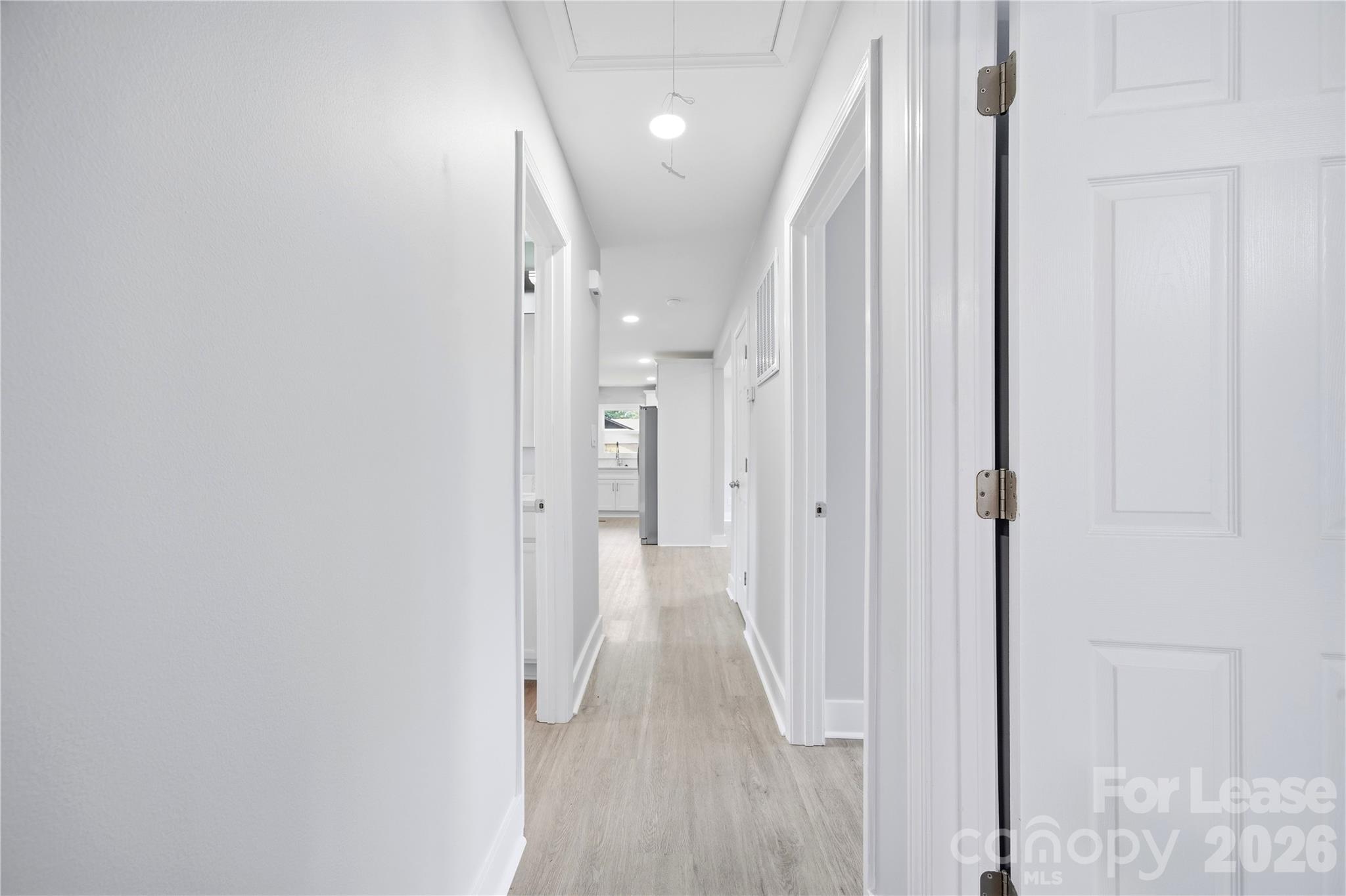 553 Derrydowne Drive Property Photo 41