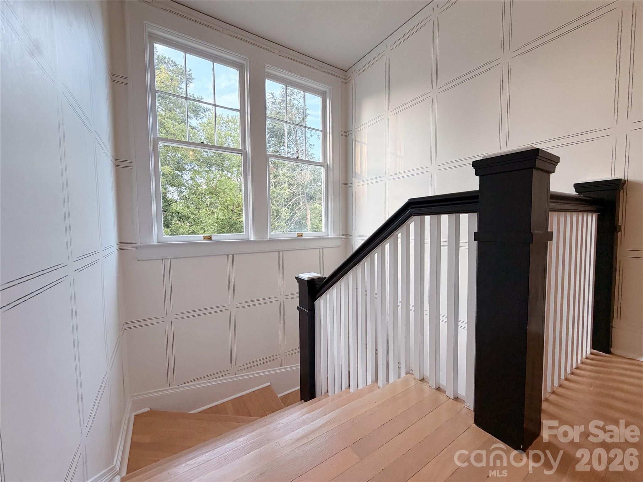 925 E Main Street Property Photo 18