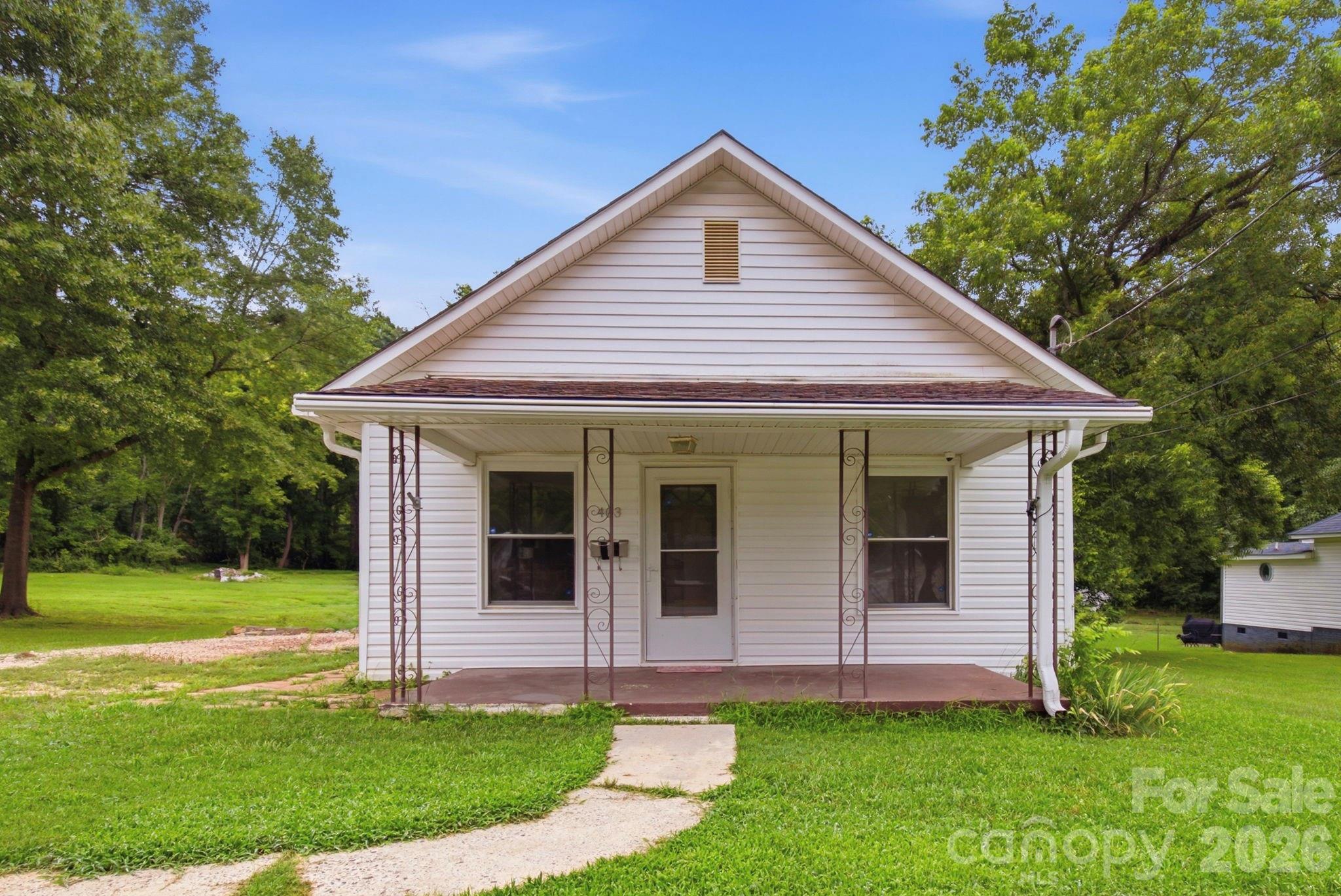 403 Faulkner Street Property Photo 1