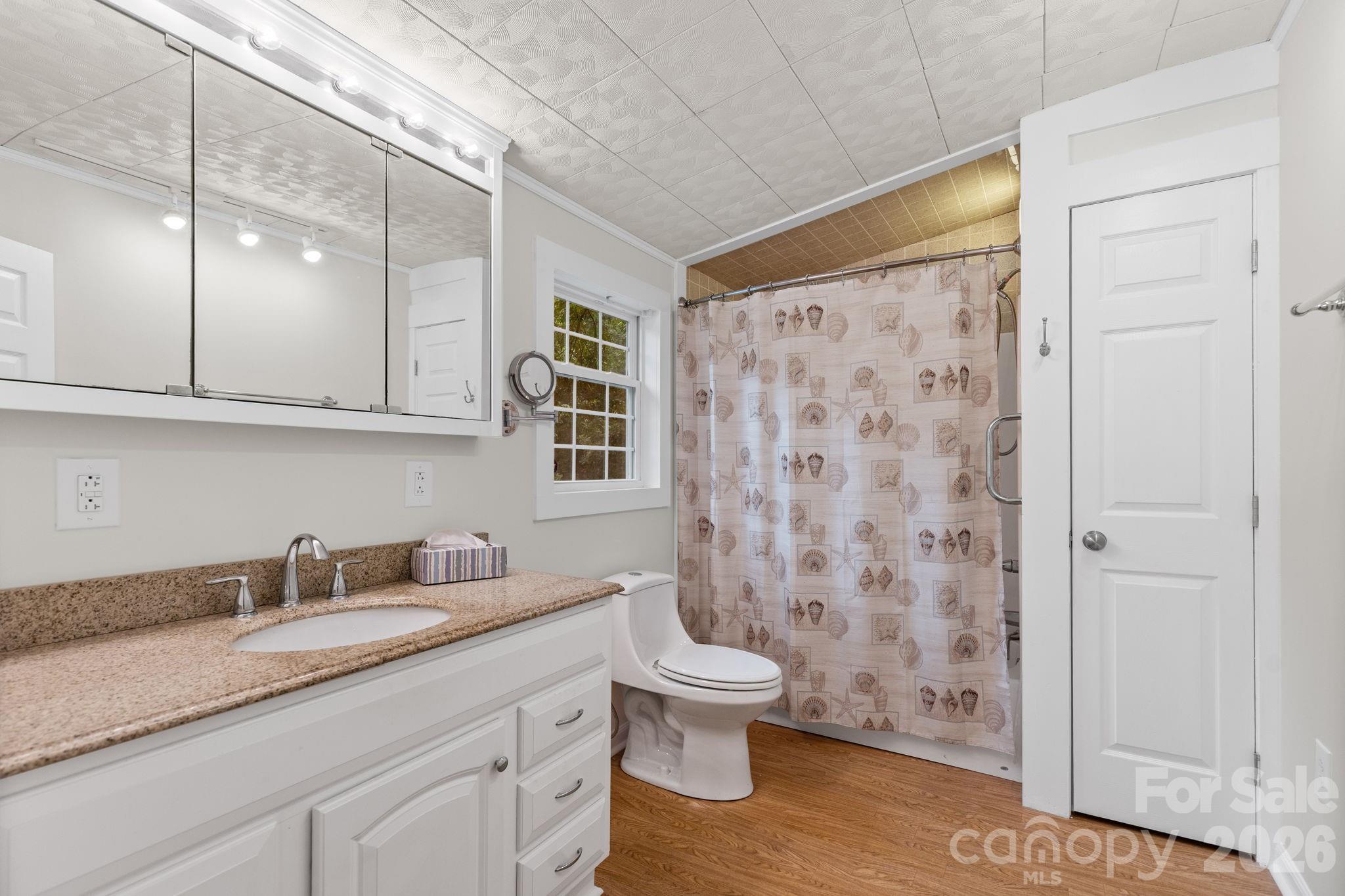 403 Faulkner Street Property Photo 23