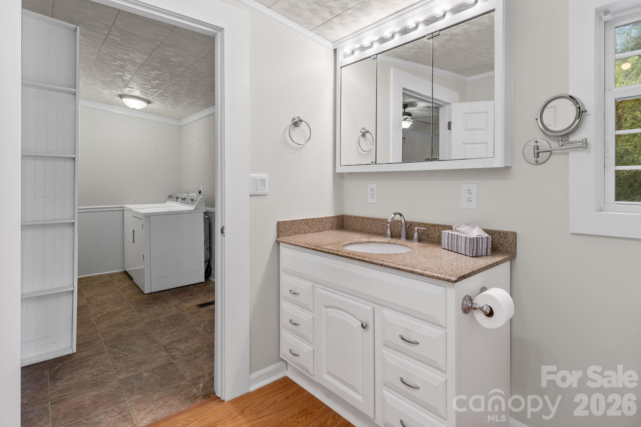 403 Faulkner Street Property Photo 25