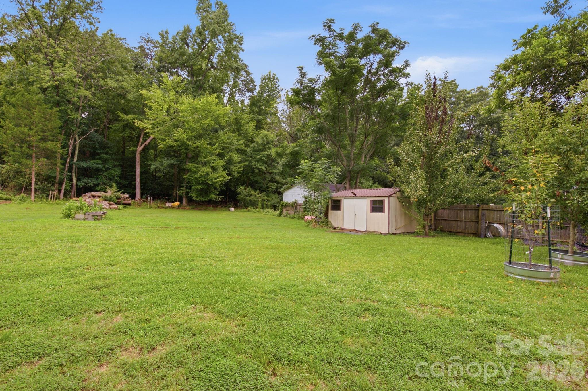 403 Faulkner Street Property Photo 31