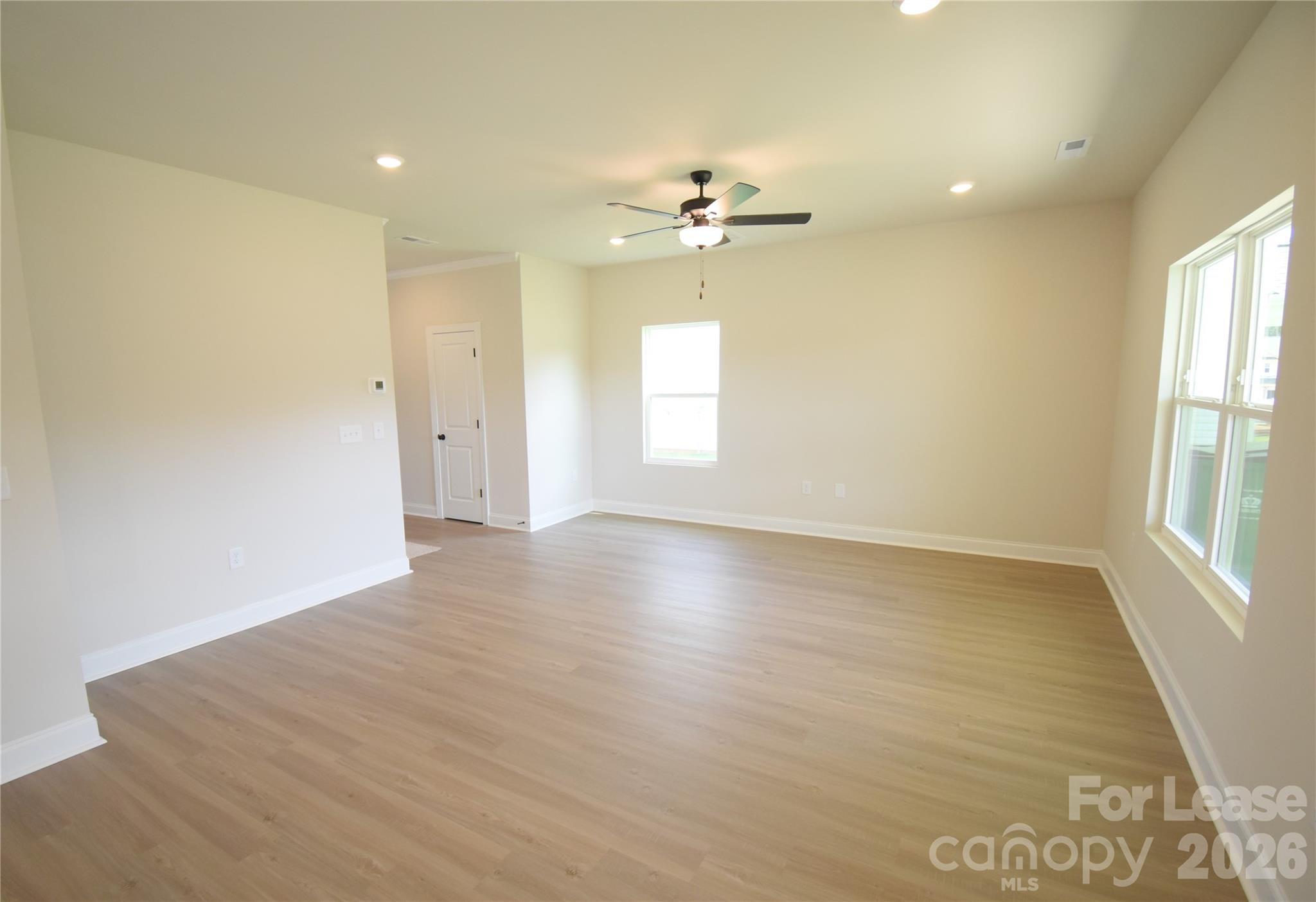 3519 Narrow Lane Property Photo 5
