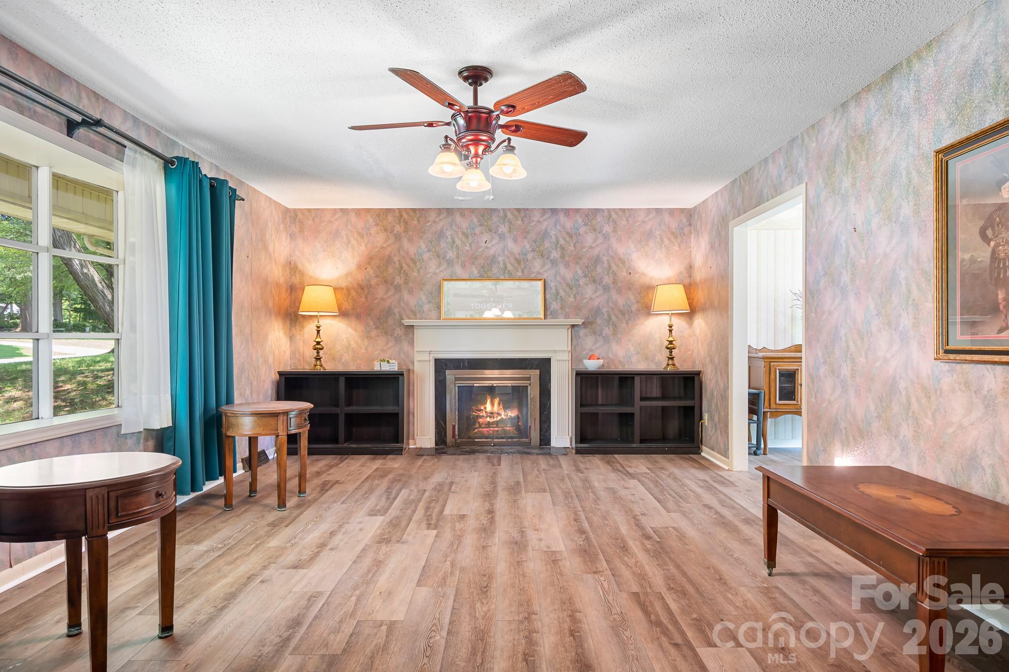 1009 Springs Road Property Photo 3