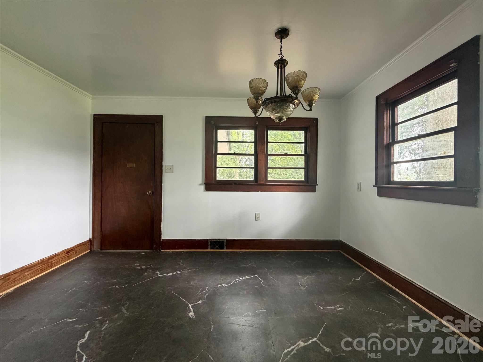 508 N Shaver Street Property Photo 20