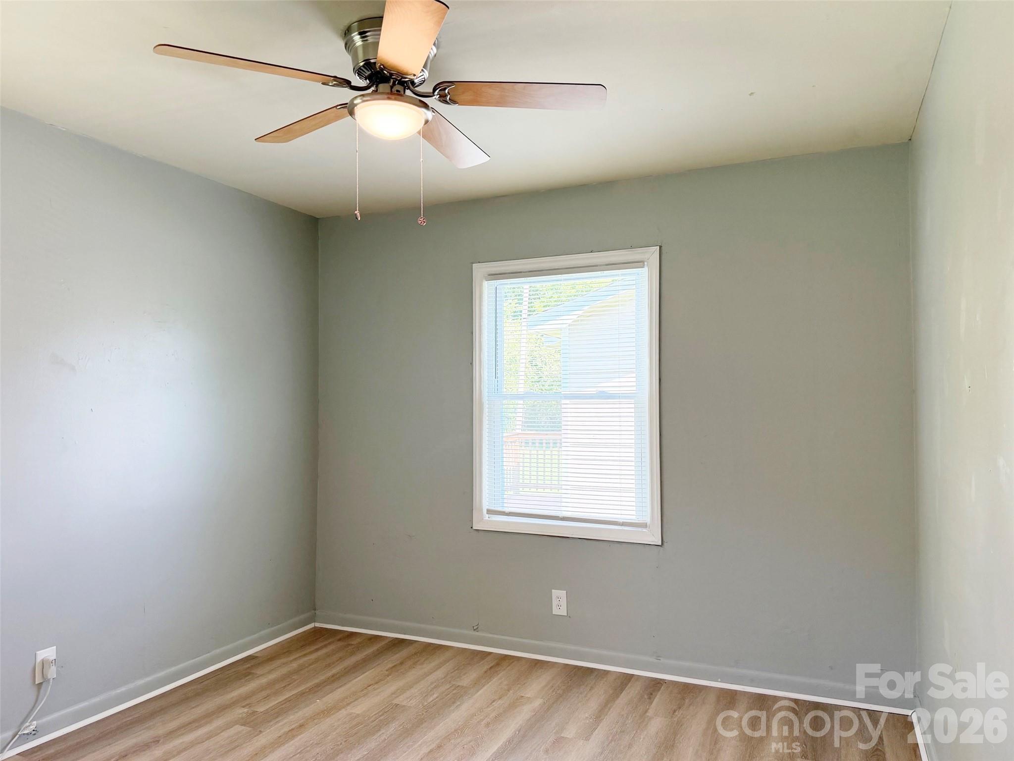 368 Baker Street Property Photo 10
