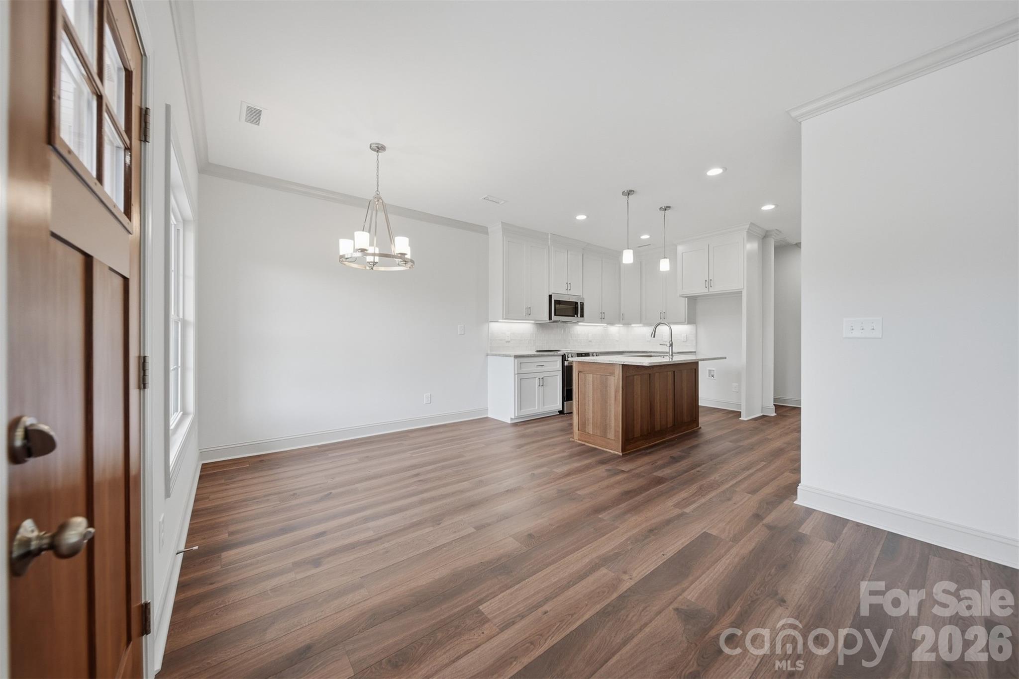 4957 Southview Drive Property Photo 13