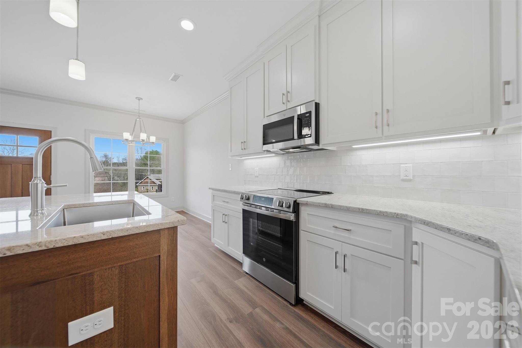 4957 Southview Drive Property Photo 17