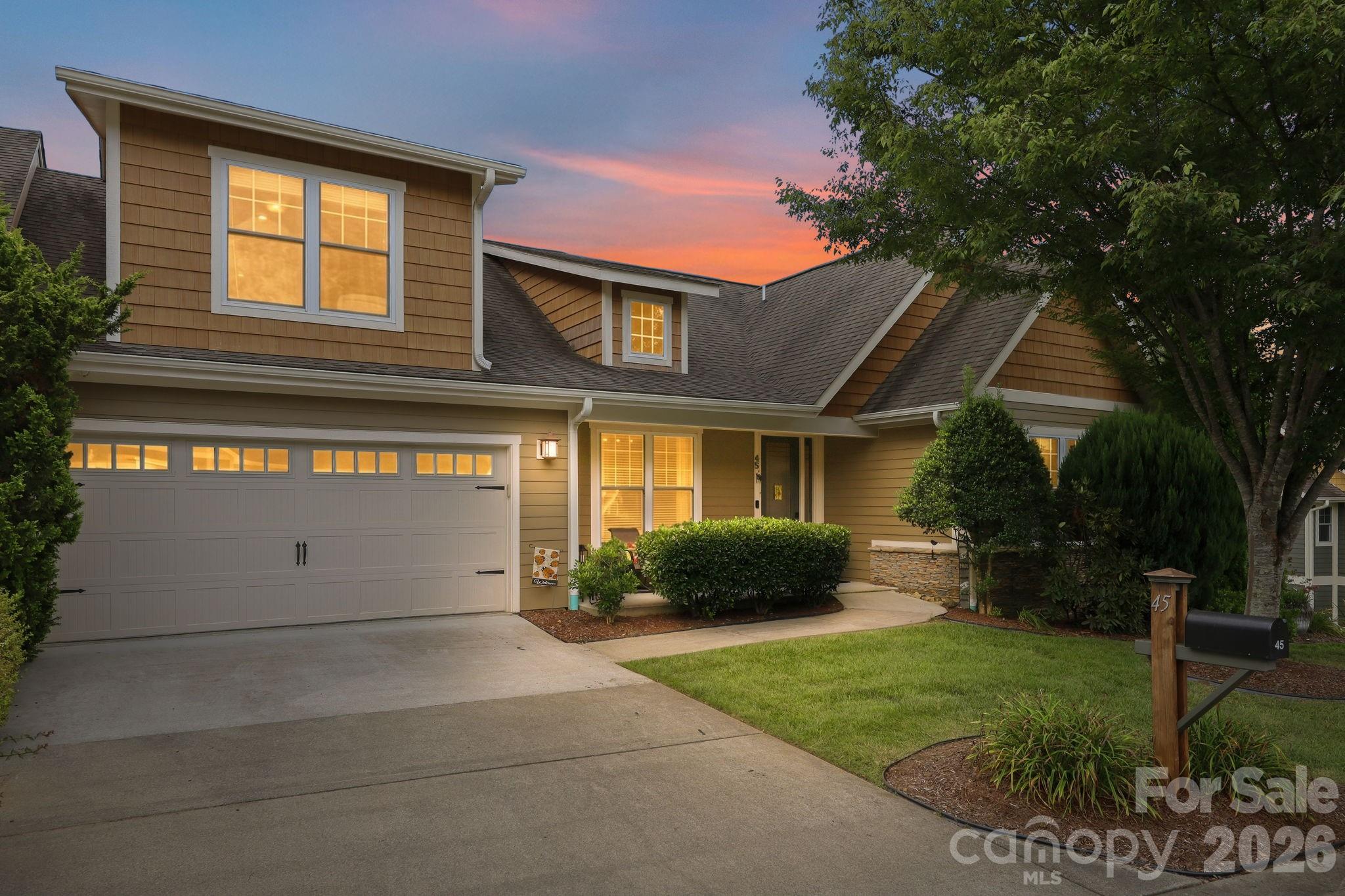 45 Creekside View Drive Property Photo 1
