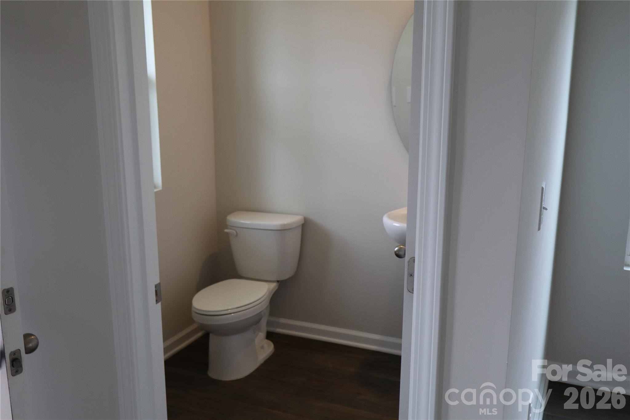 1312 Chiefs Lane Property Photo 5
