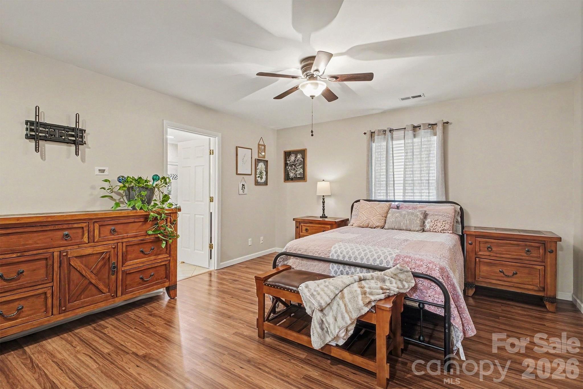 8446 Aqua Lane Property Photo 18