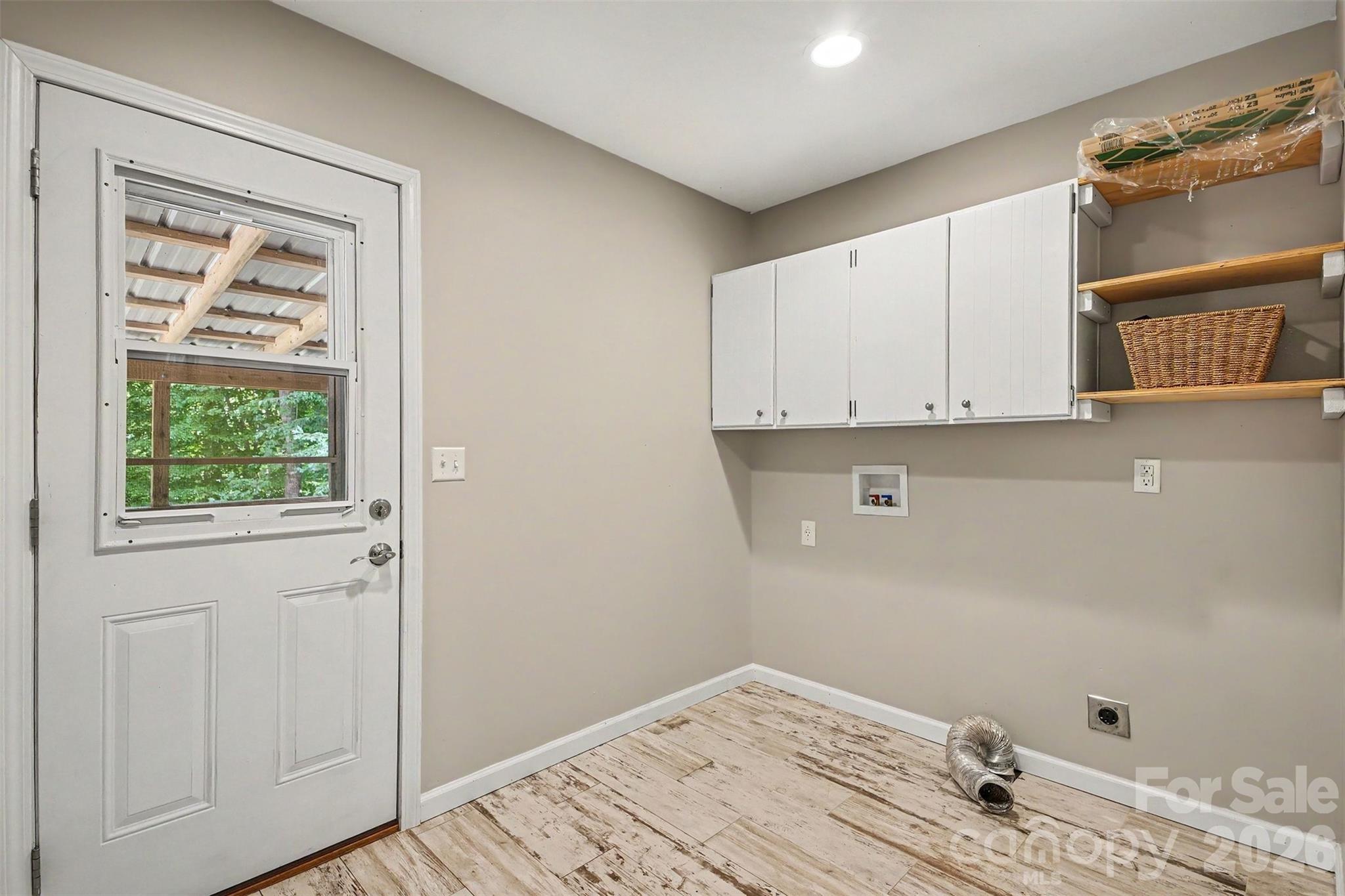 8446 Aqua Lane Property Photo 20