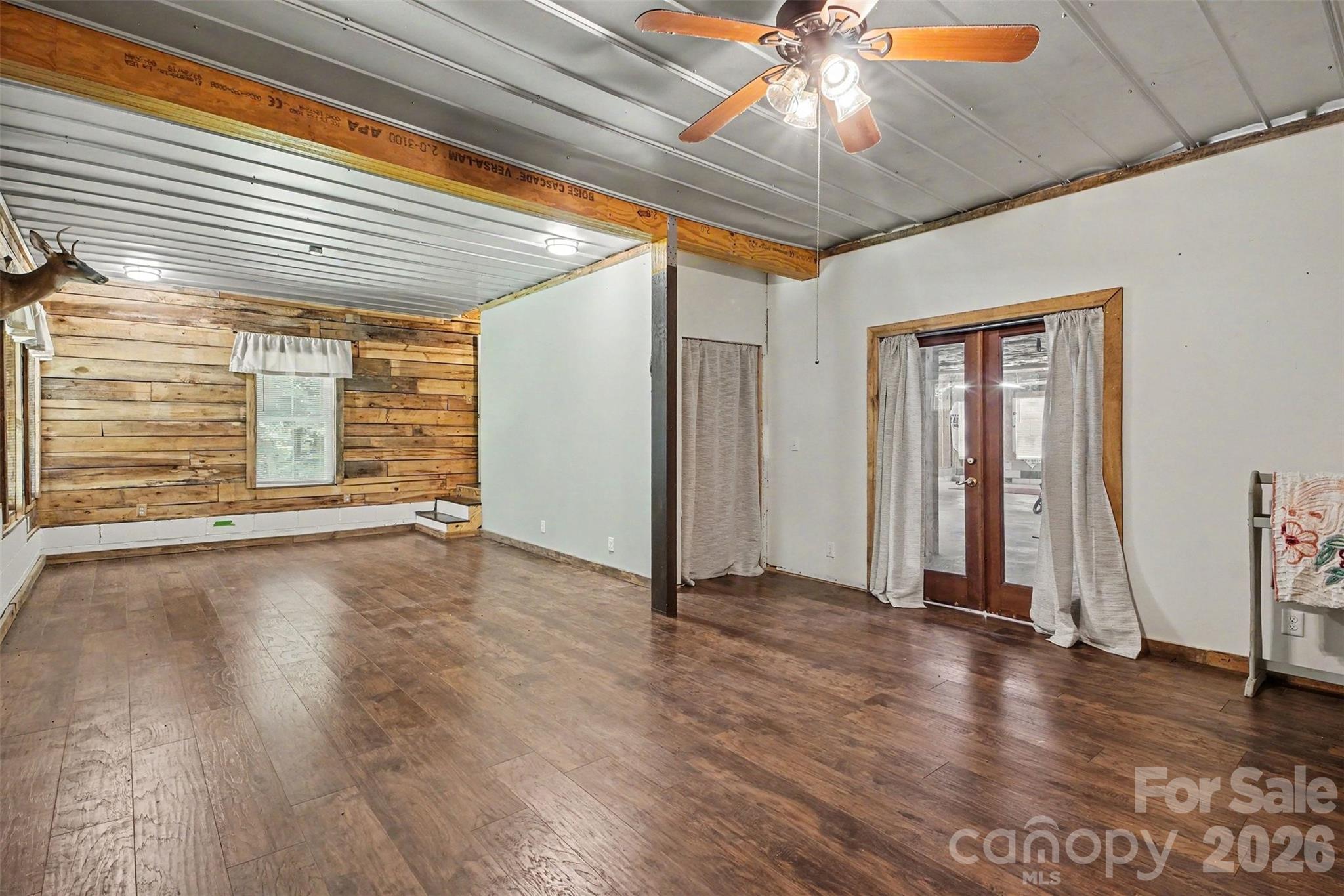 8446 Aqua Lane Property Photo 29