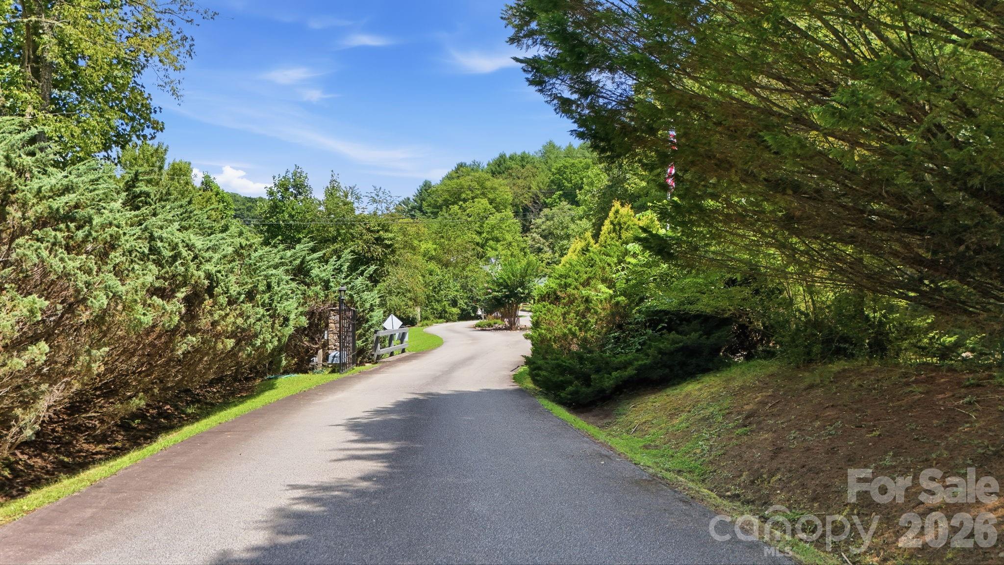 00 Brookstone Mountain Trail 34 Property Photo 17