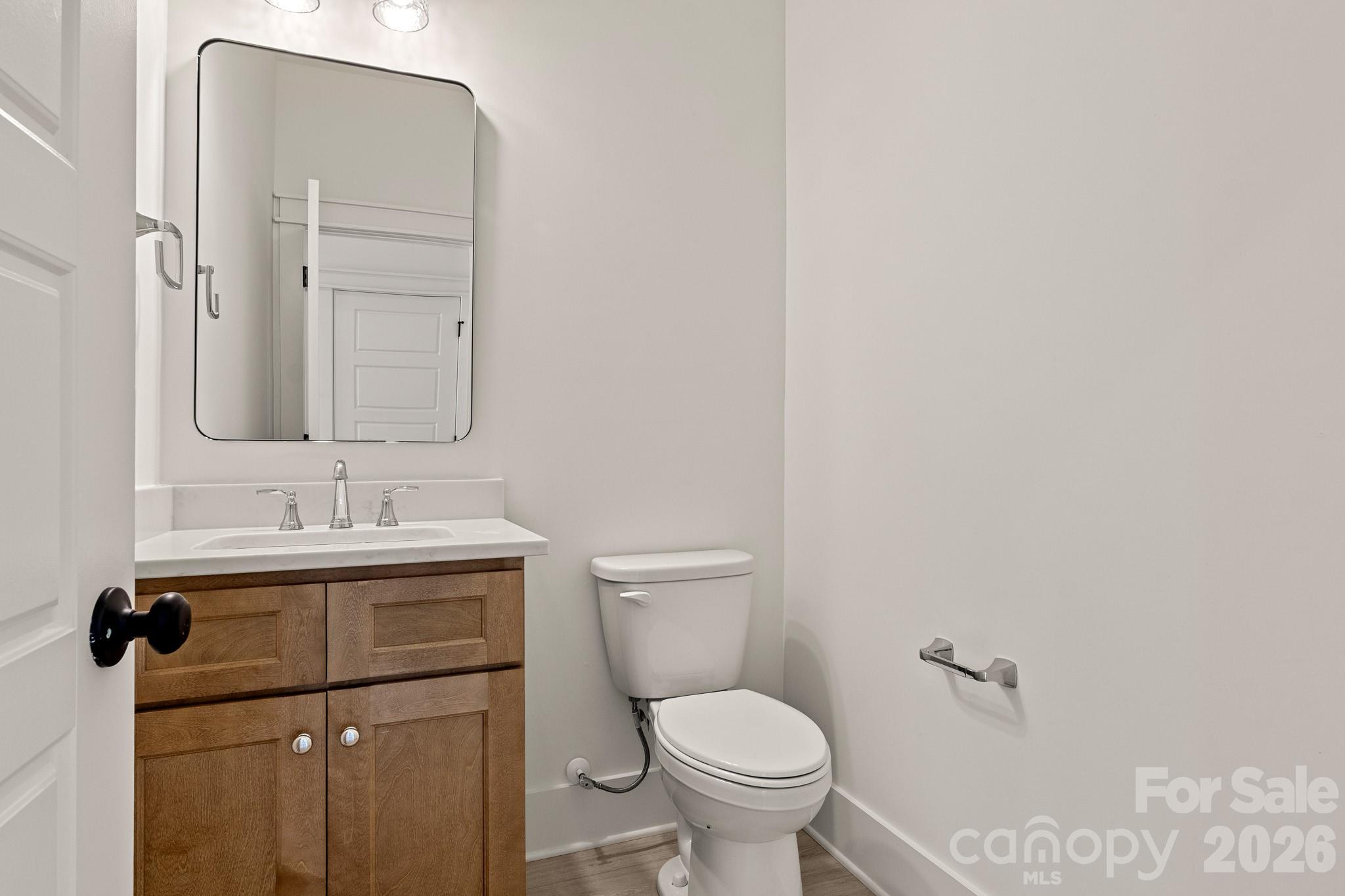 2411 Secrest Shortcut Road Property Photo 8