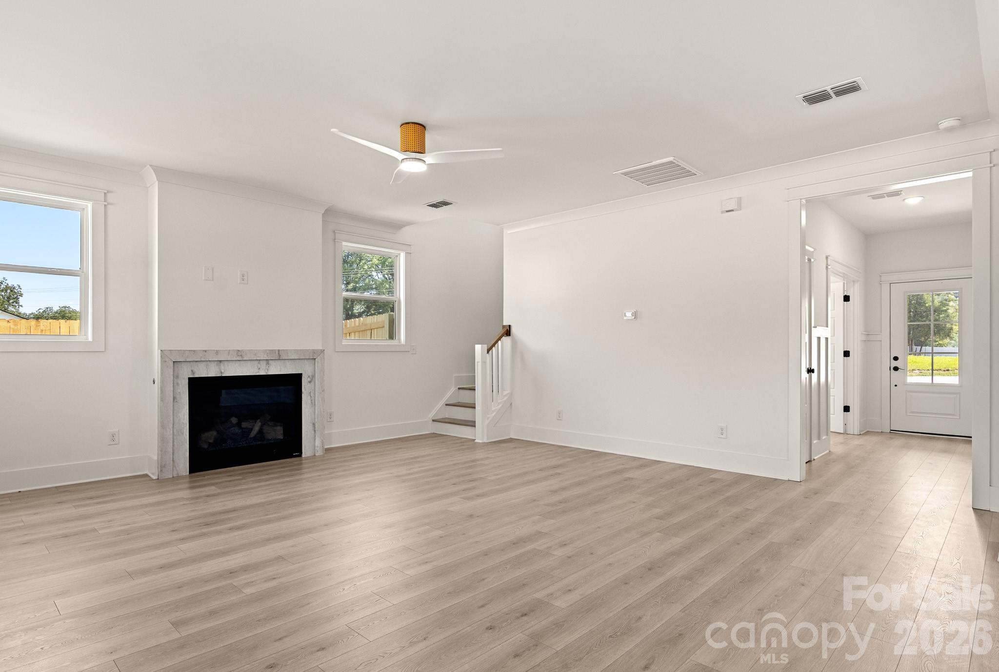 2411 Secrest Shortcut Road Property Photo 12
