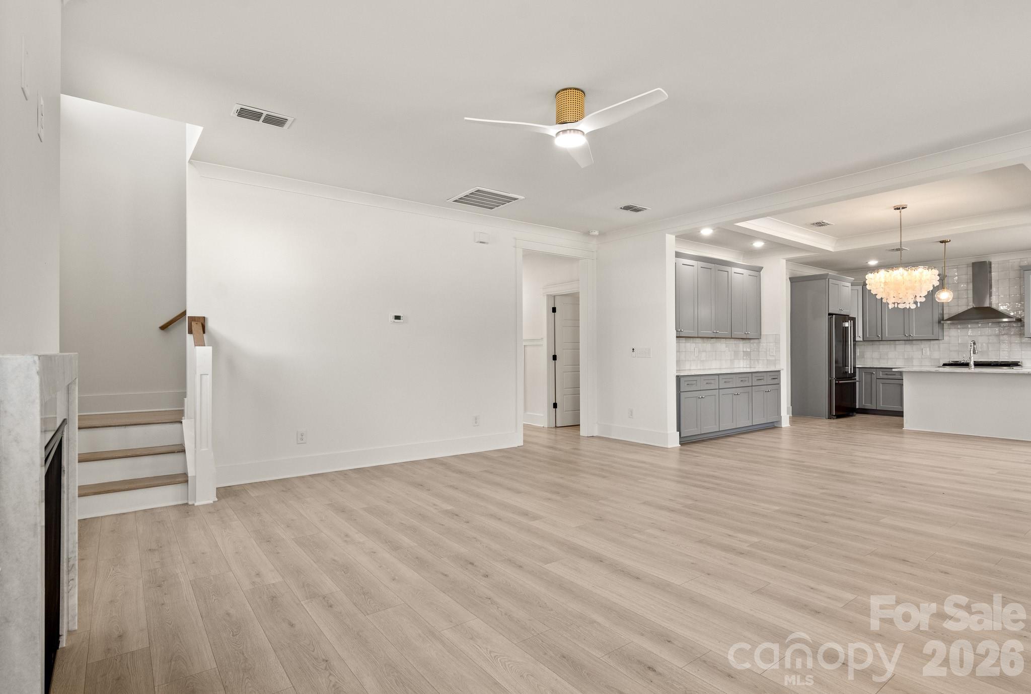 2411 Secrest Shortcut Road Property Photo 14